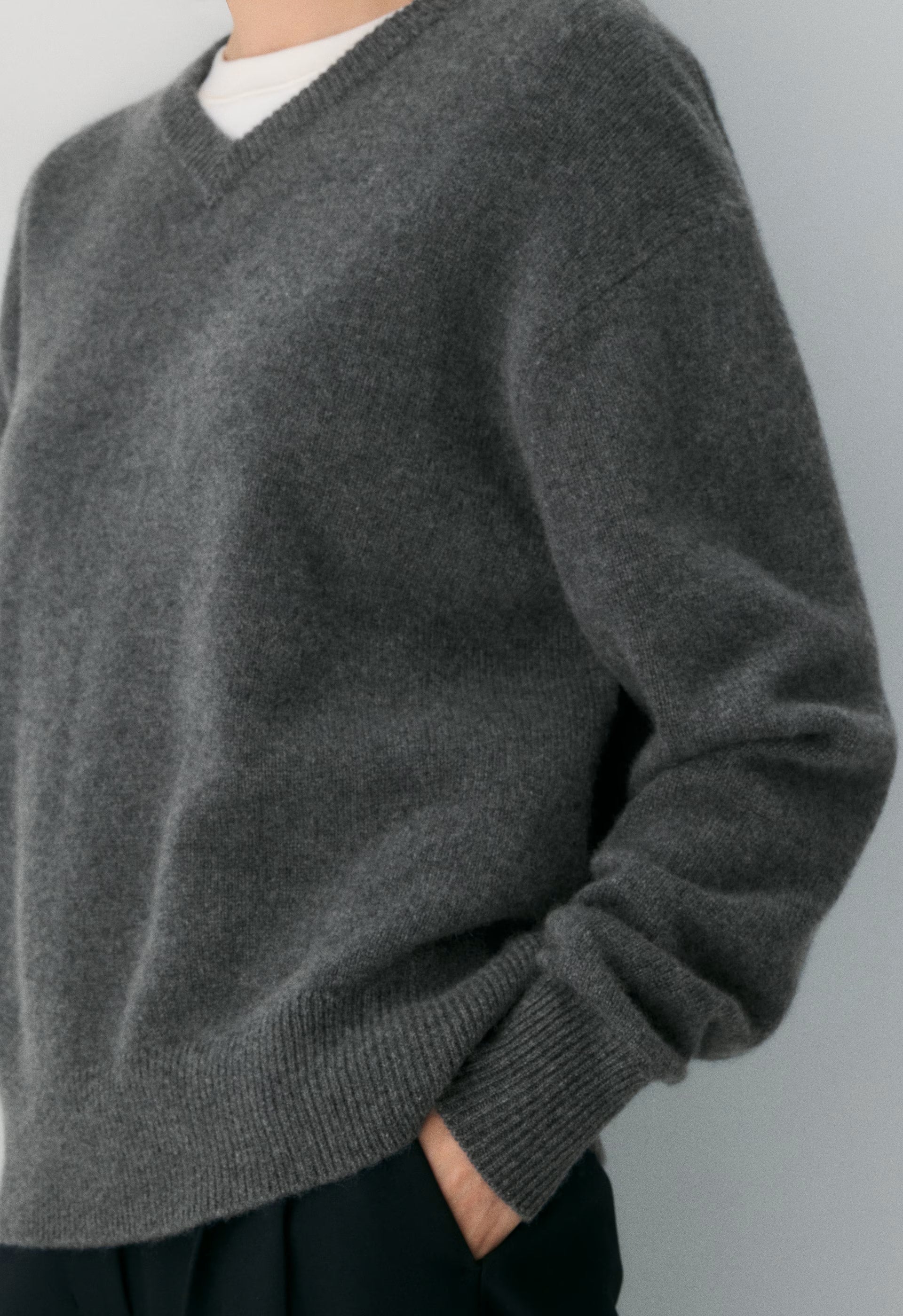 Essential Cashmere Context Sweater - HEATHER CHARCOAL