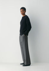 Plush Cashmere Compile Sweater - BLACK