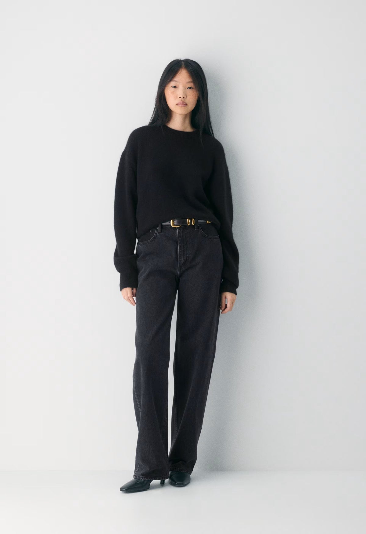 Essential Cashmere Relic Sweater - BLACK