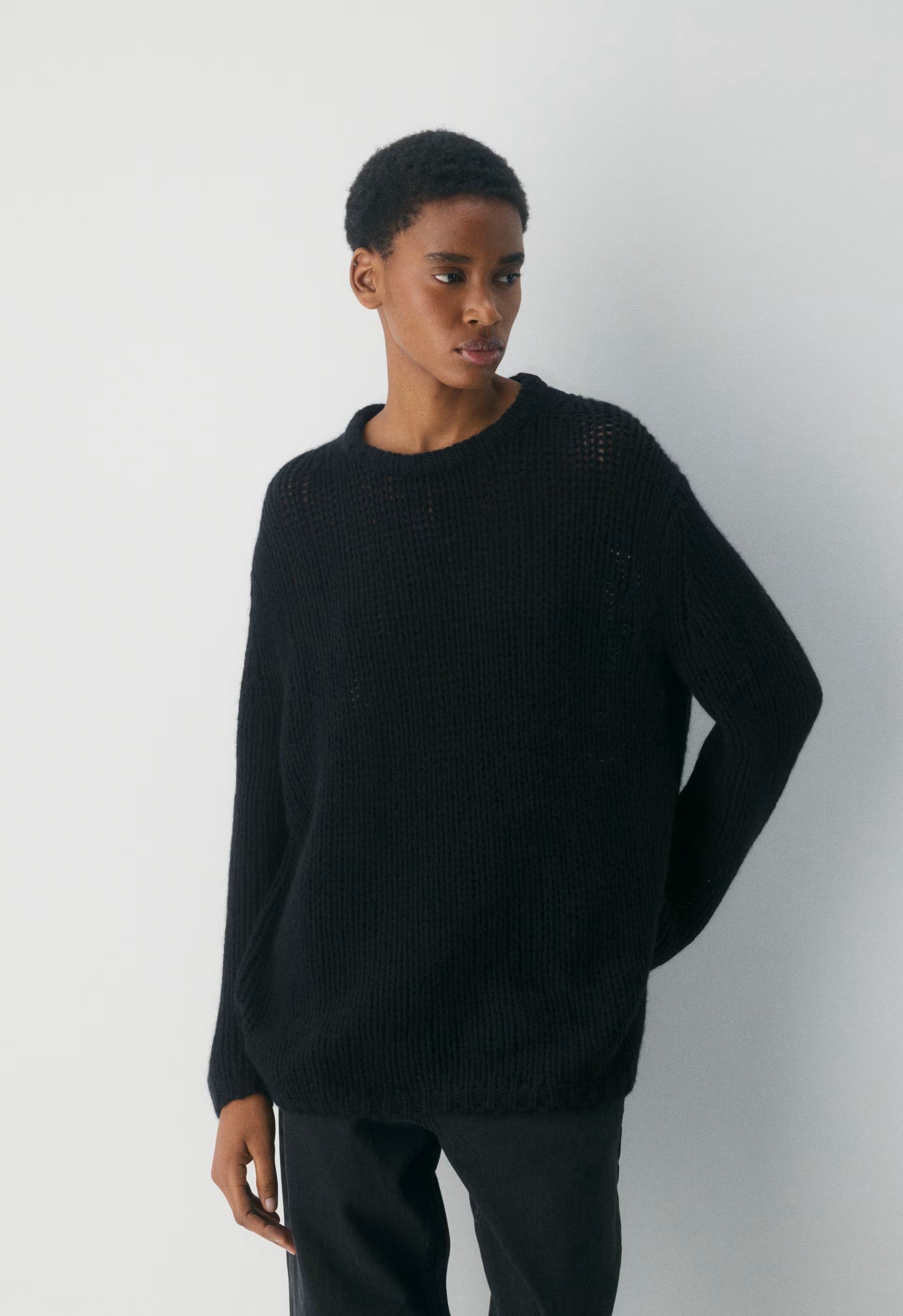 Mesh Cashmere Oversized Crew Sweater - BLACK