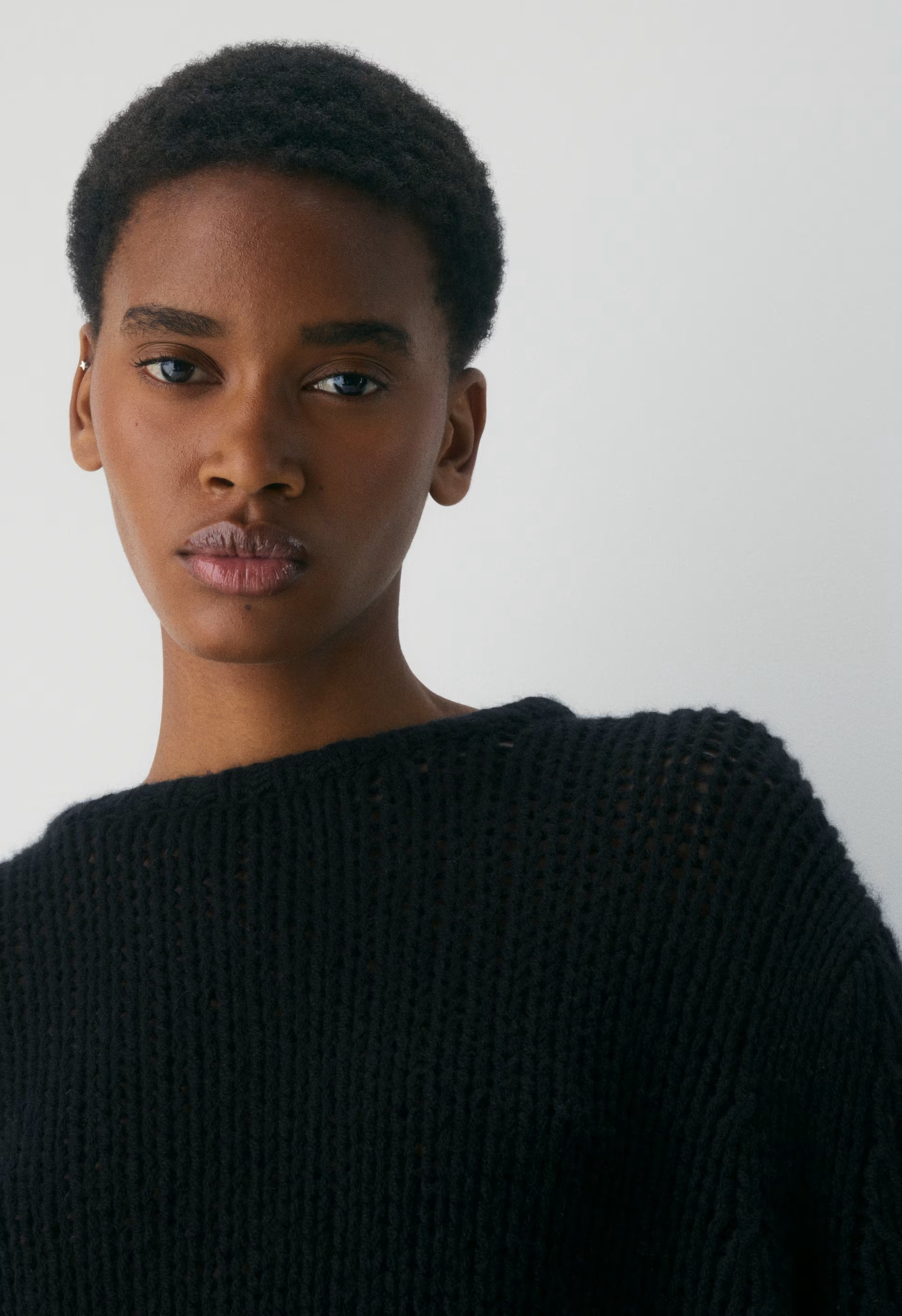 Mesh Cashmere Oversized Crew Sweater - BLACK