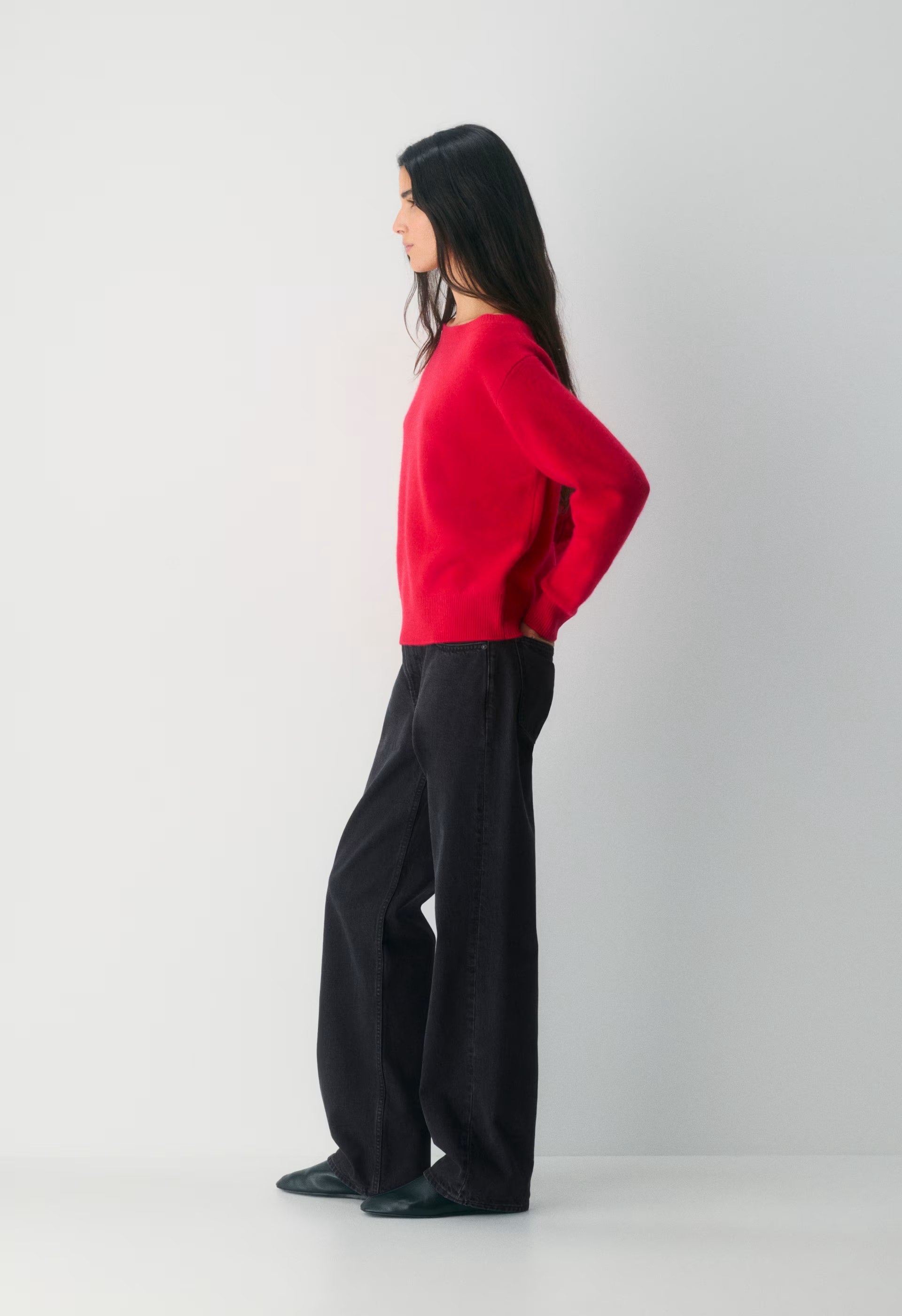 Essential Cashmere Nuance Sweater - FLASHING RED