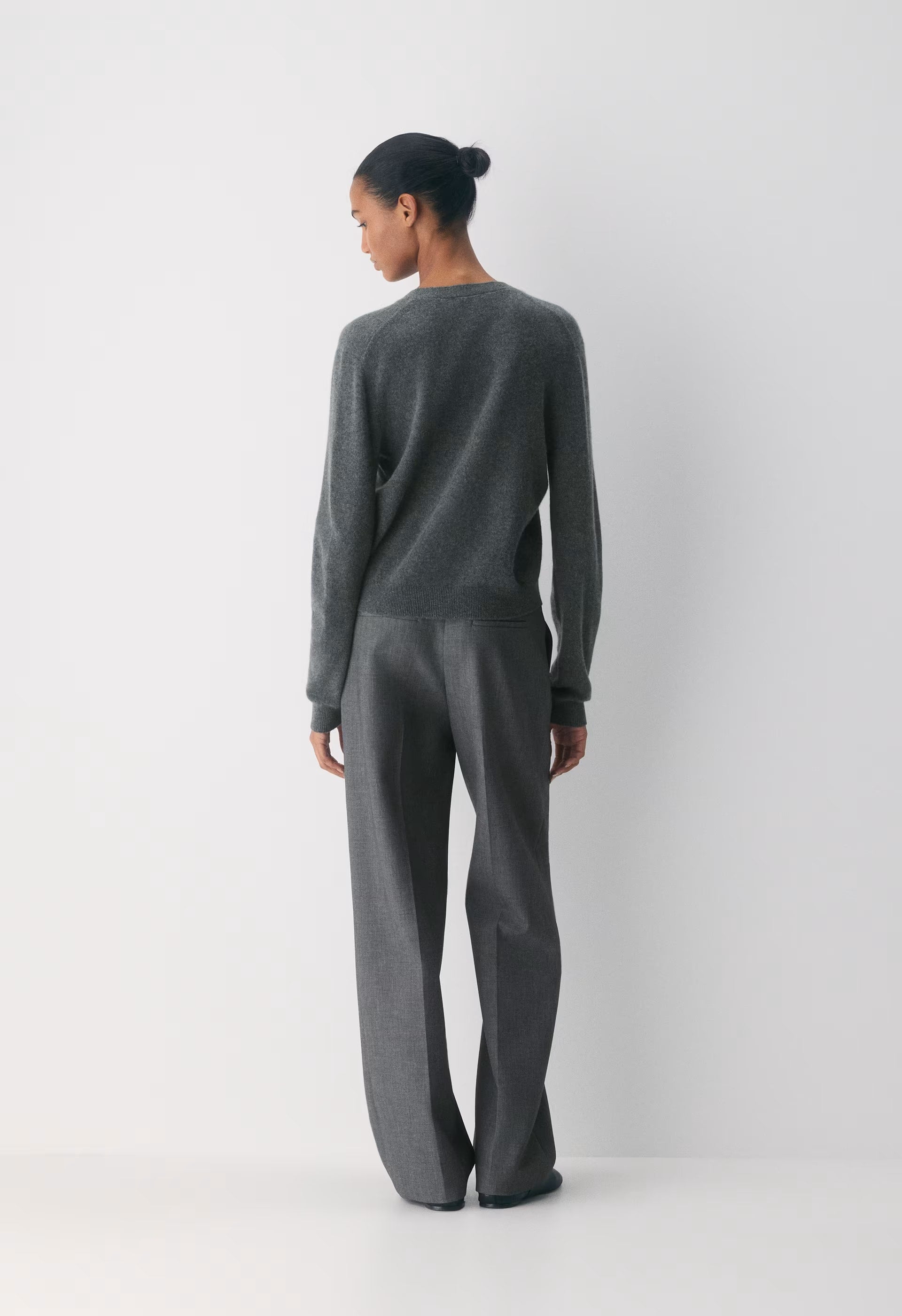 Bare Cashmere Laureate Cardigan - HEATHER CHARCOAL