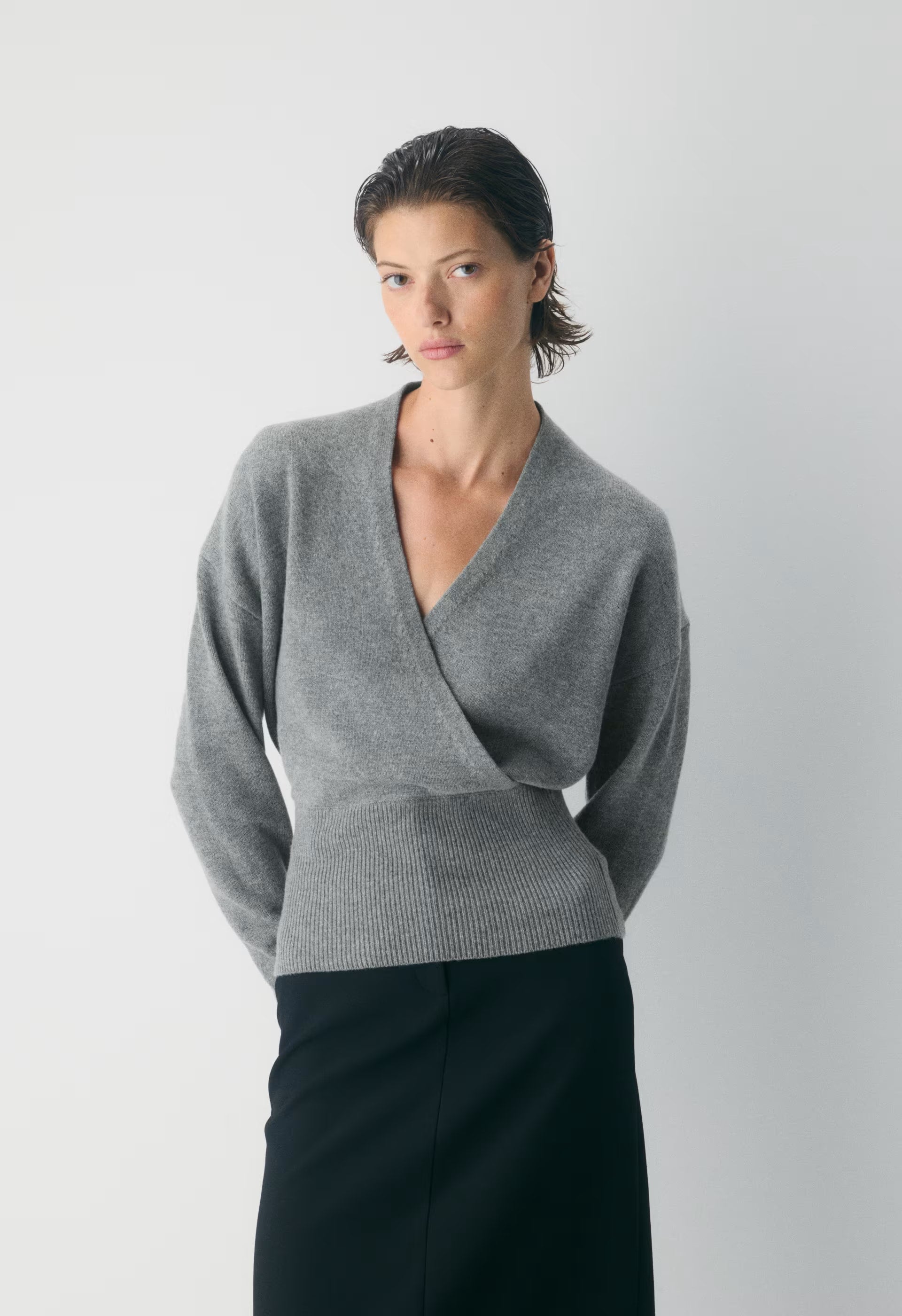 Atticus Merino Wool Sweater - HEATHER DARK GREY
