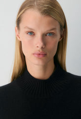 Essential Cashmere Folio Mockneck - BLACK
