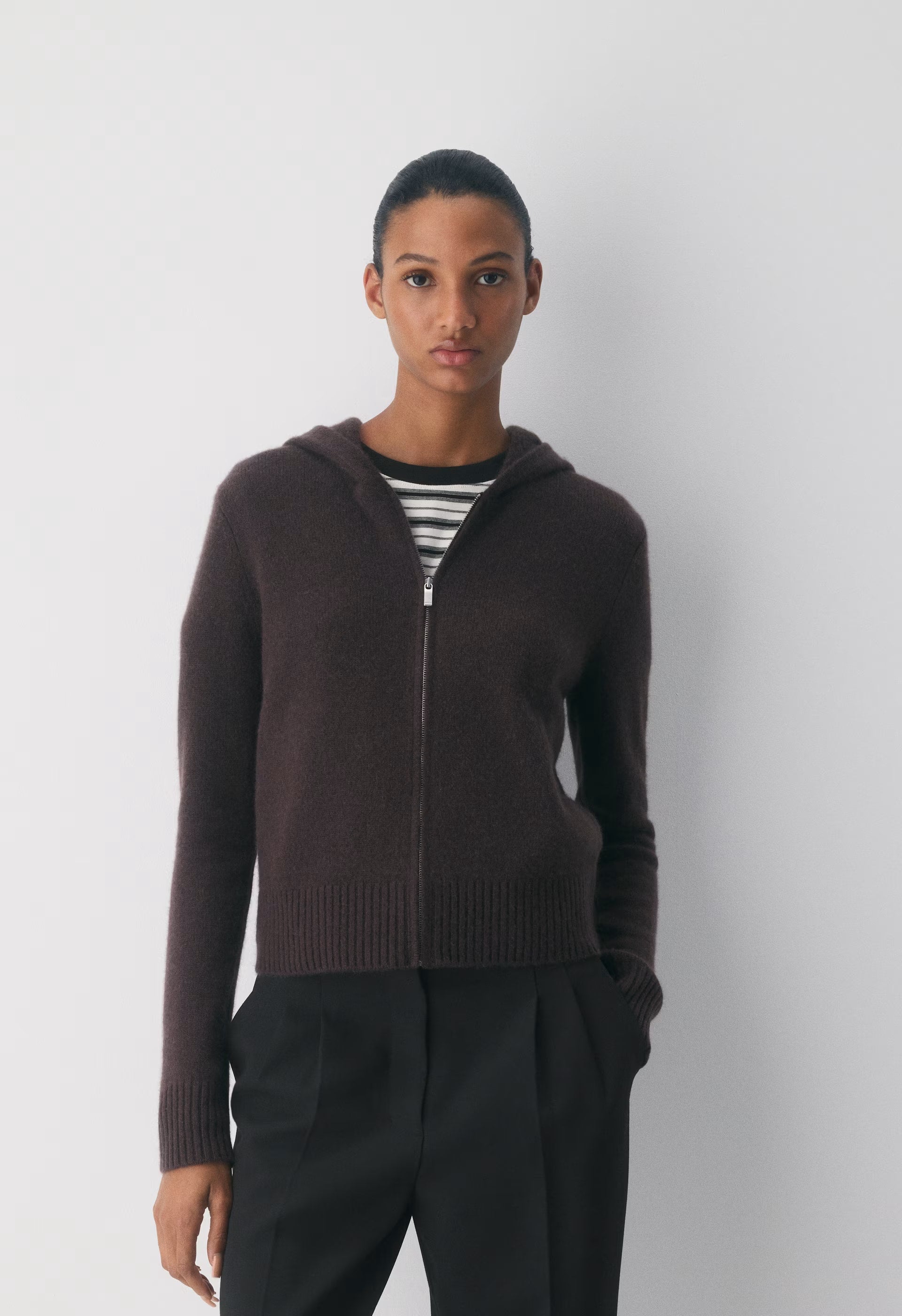 Essential Cashmere Idyllic Zip Hoodie - RICH MOCHA BROWN