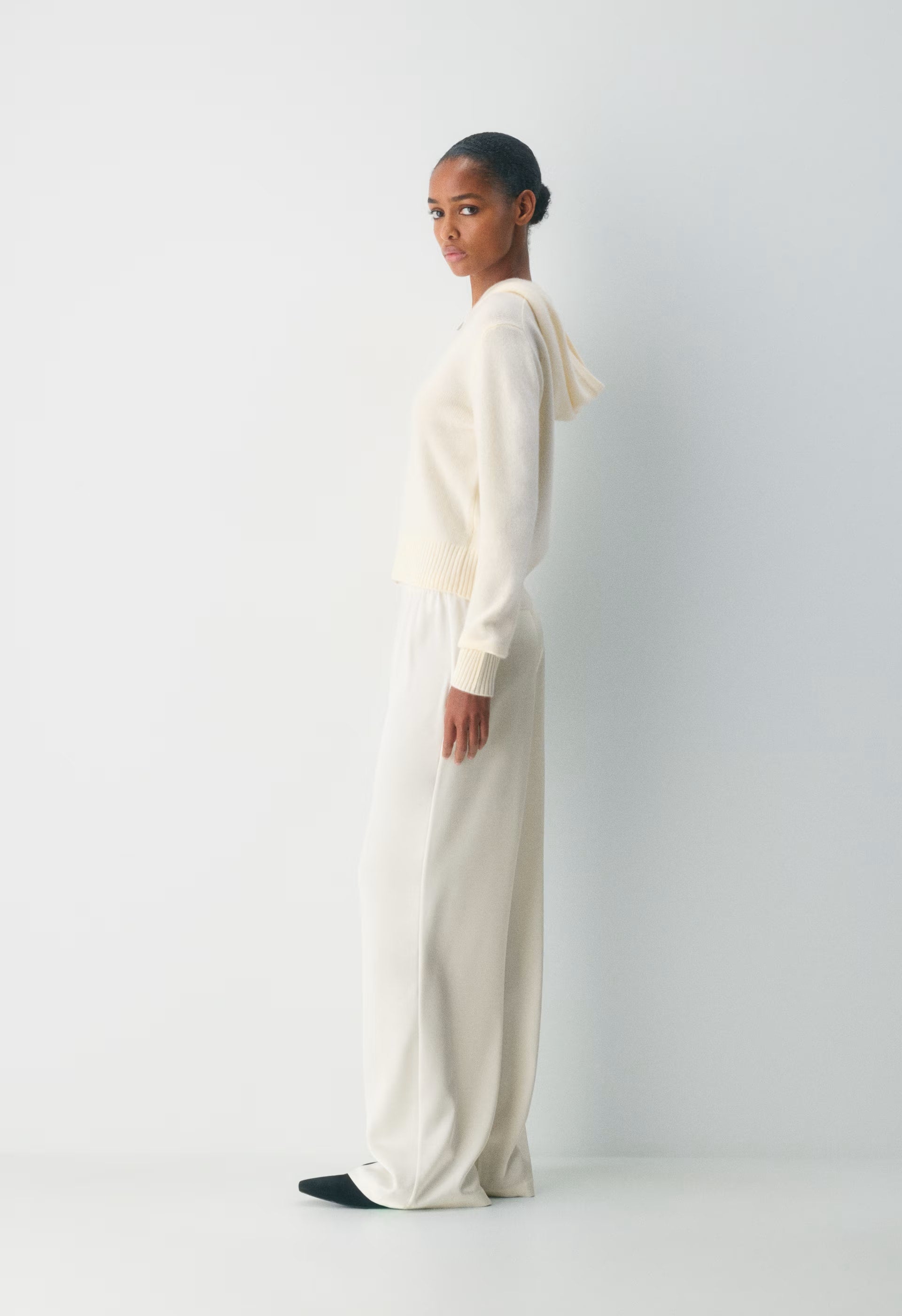Essential Cashmere Idyllic Zip Hoodie - WHISPER WHITE