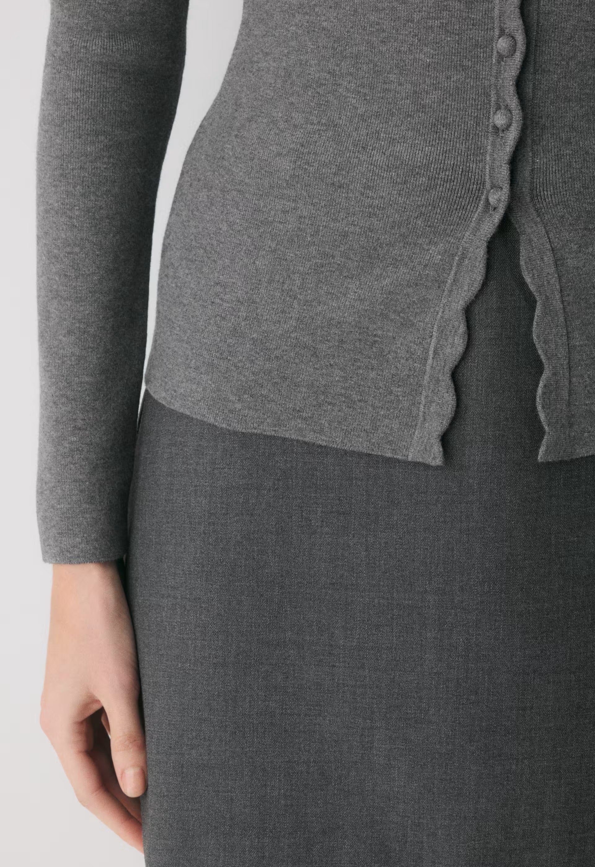 Shelly Cardigan - Wonder Yarn - HEATHER DARK GREY