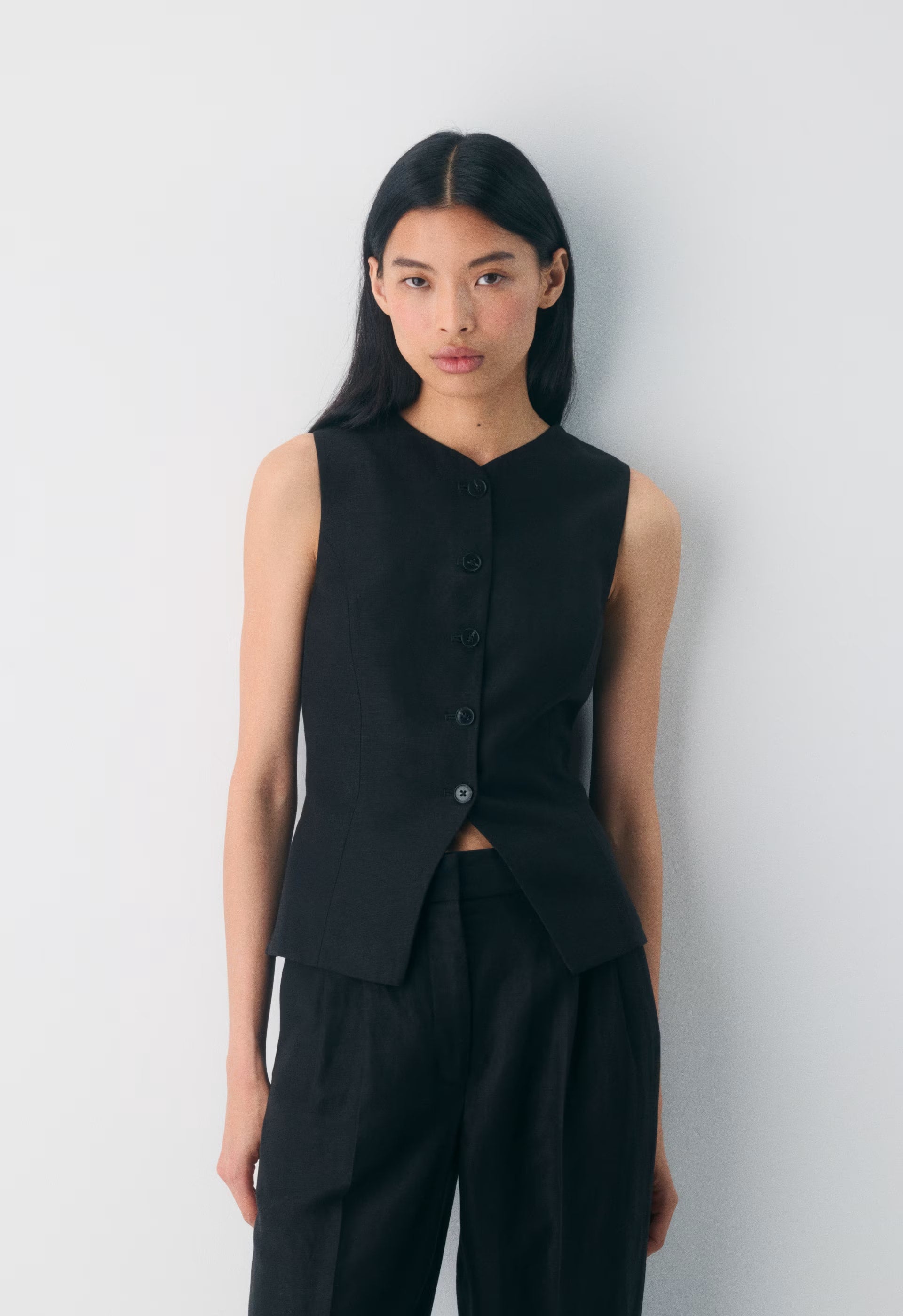 CruiseLinen™ Regal Vest - BLACK