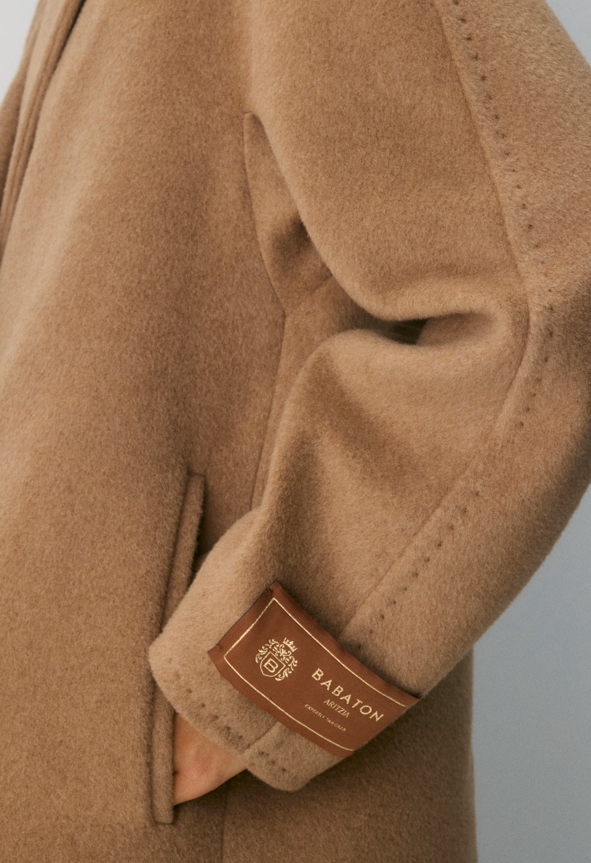 The Slouch™ Coat New - (Re)Camel Wool - COCOA SAND