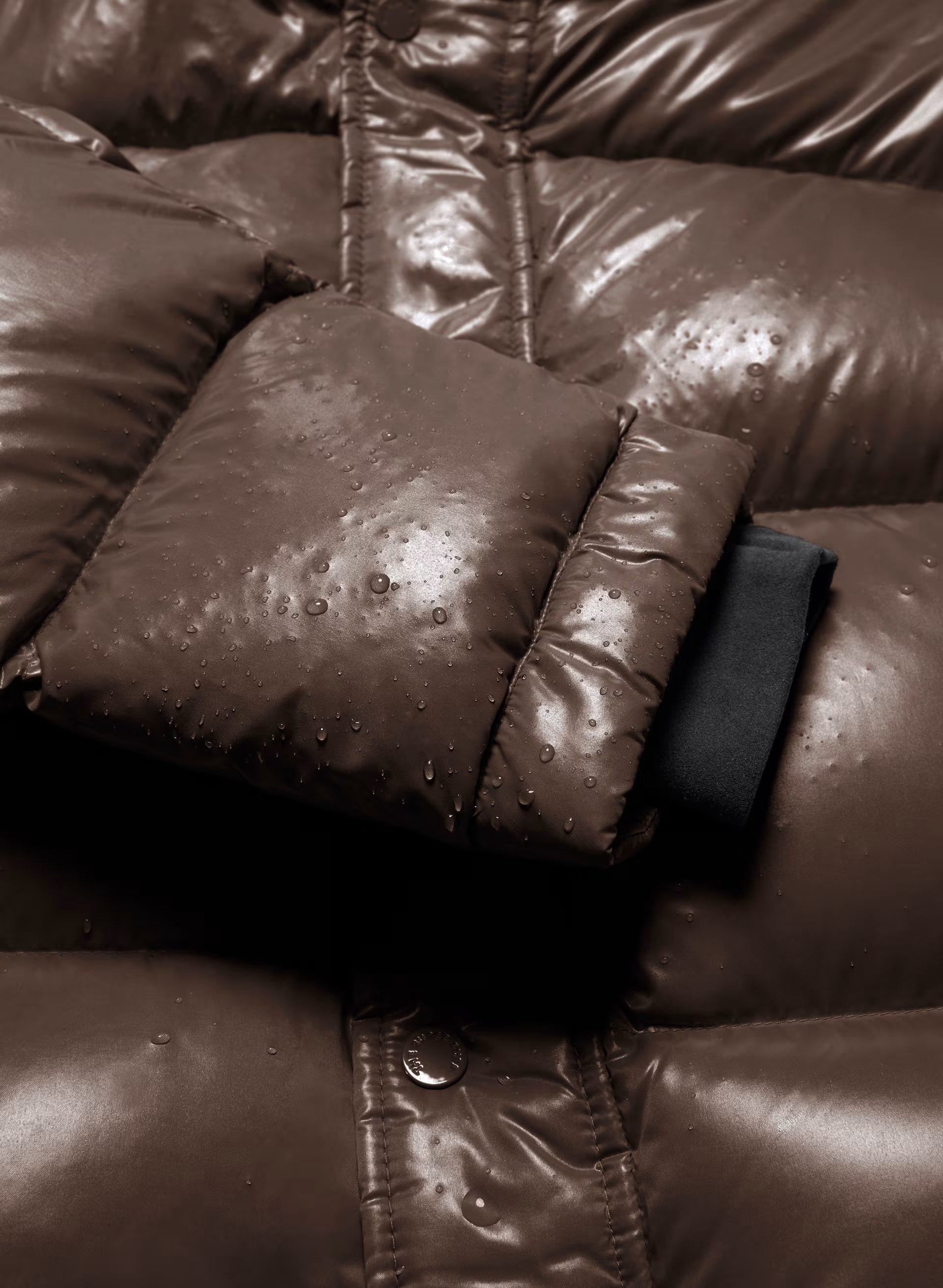 The Super Puff™ - Hi-Gloss - RICH MOCHA BROWN