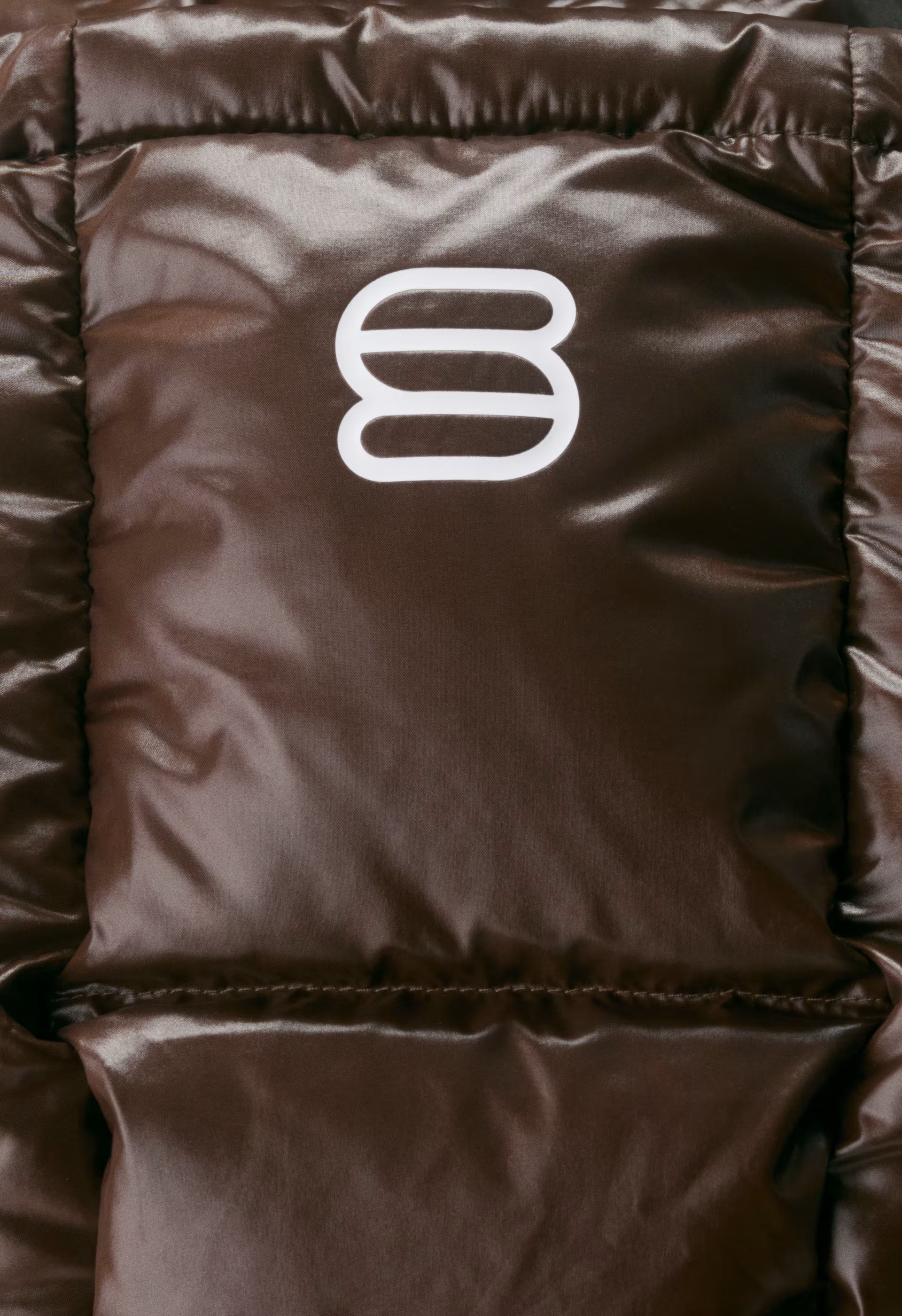 The Super Puff™ - Hi-Gloss - RICH MOCHA BROWN