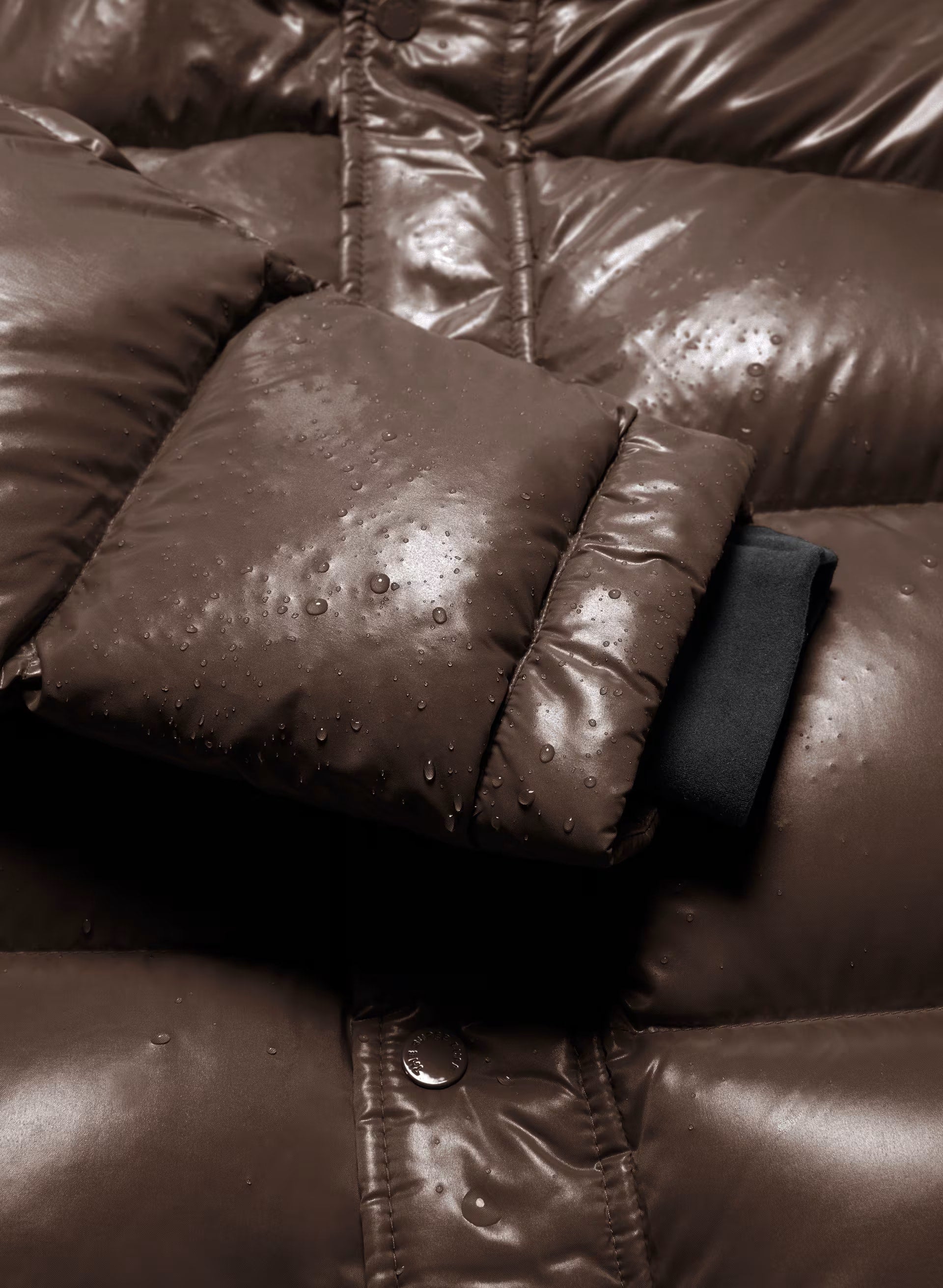 The Super Puff™ Long - Hi-Gloss - RICH MOCHA BROWN