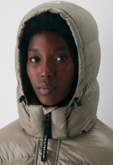 The Super Puff™ Long - Hi-Gloss - MODERN TAUPE
