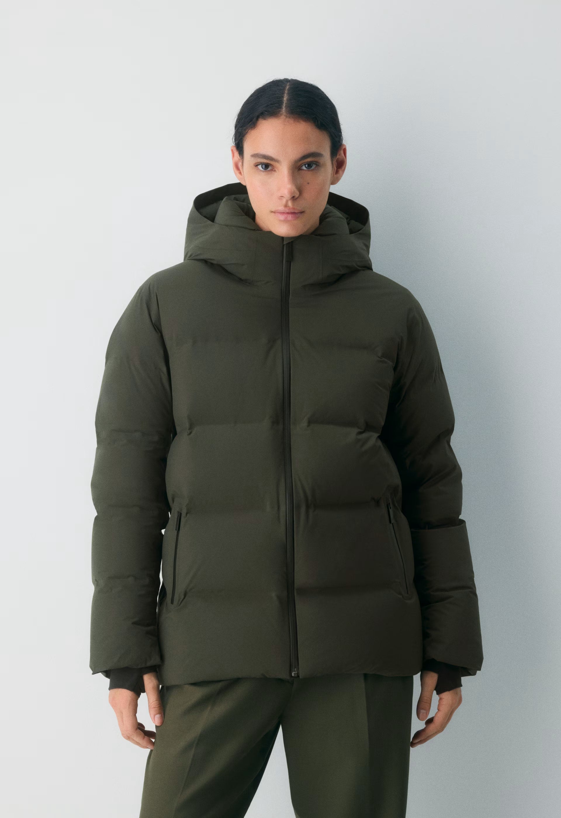 The Super Puff₂O™ - Rainstop™ - FLINT GREEN