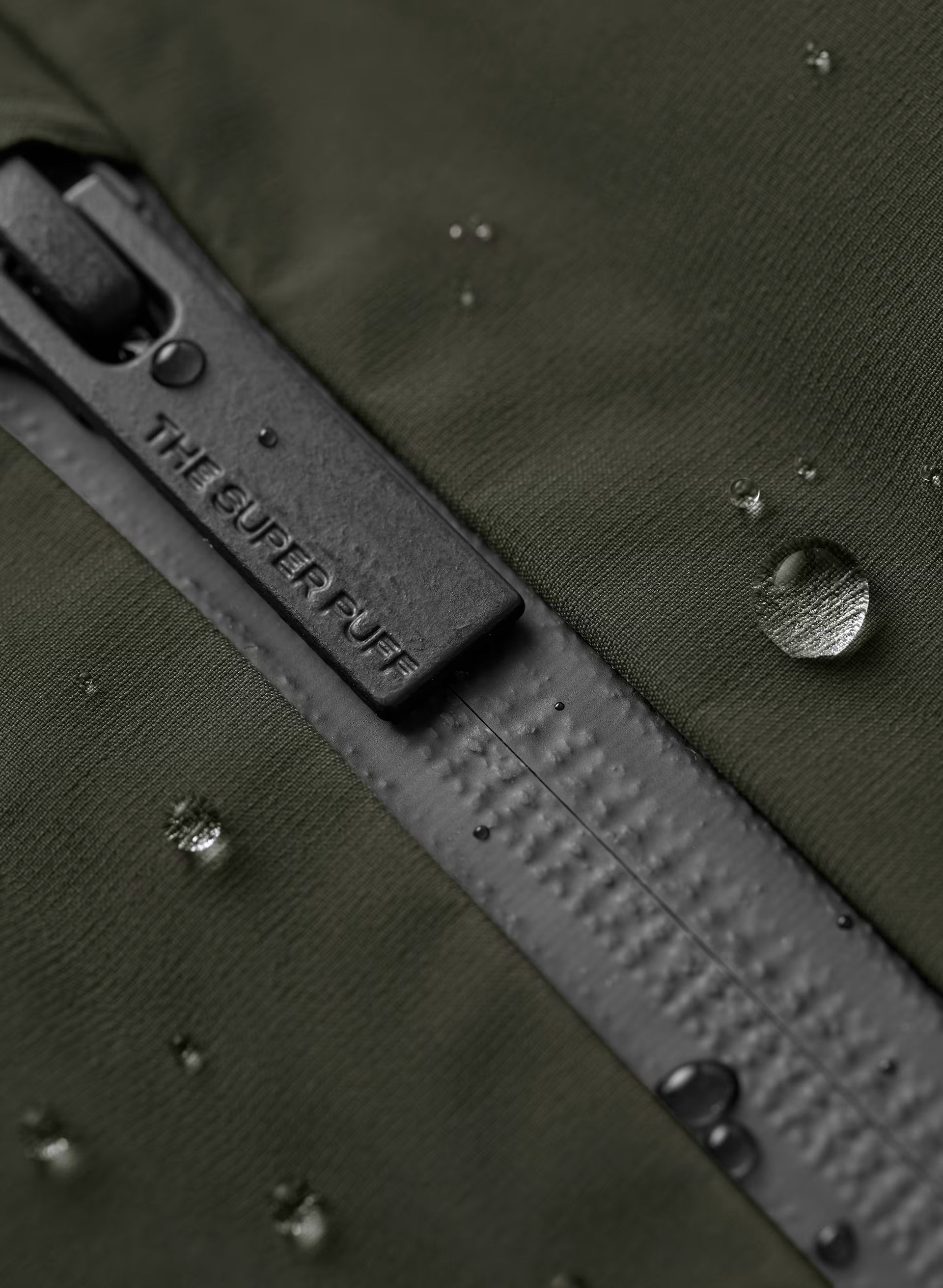 The Super Puff₂O™ Men's - Rainstop™ - FLINT GREEN