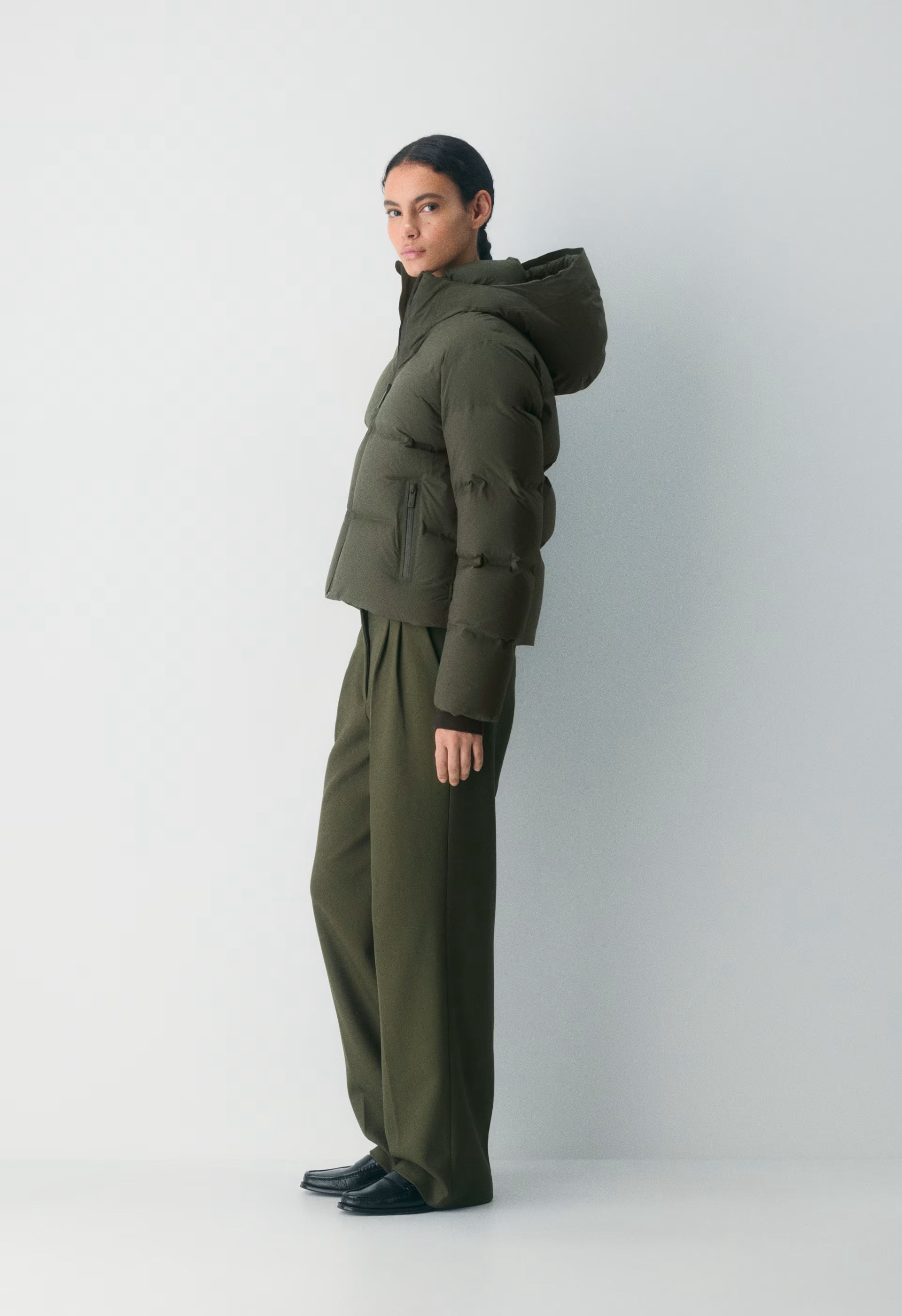 The Super Puff₂O™ Shorty - Rainstop™ - FLINT GREEN