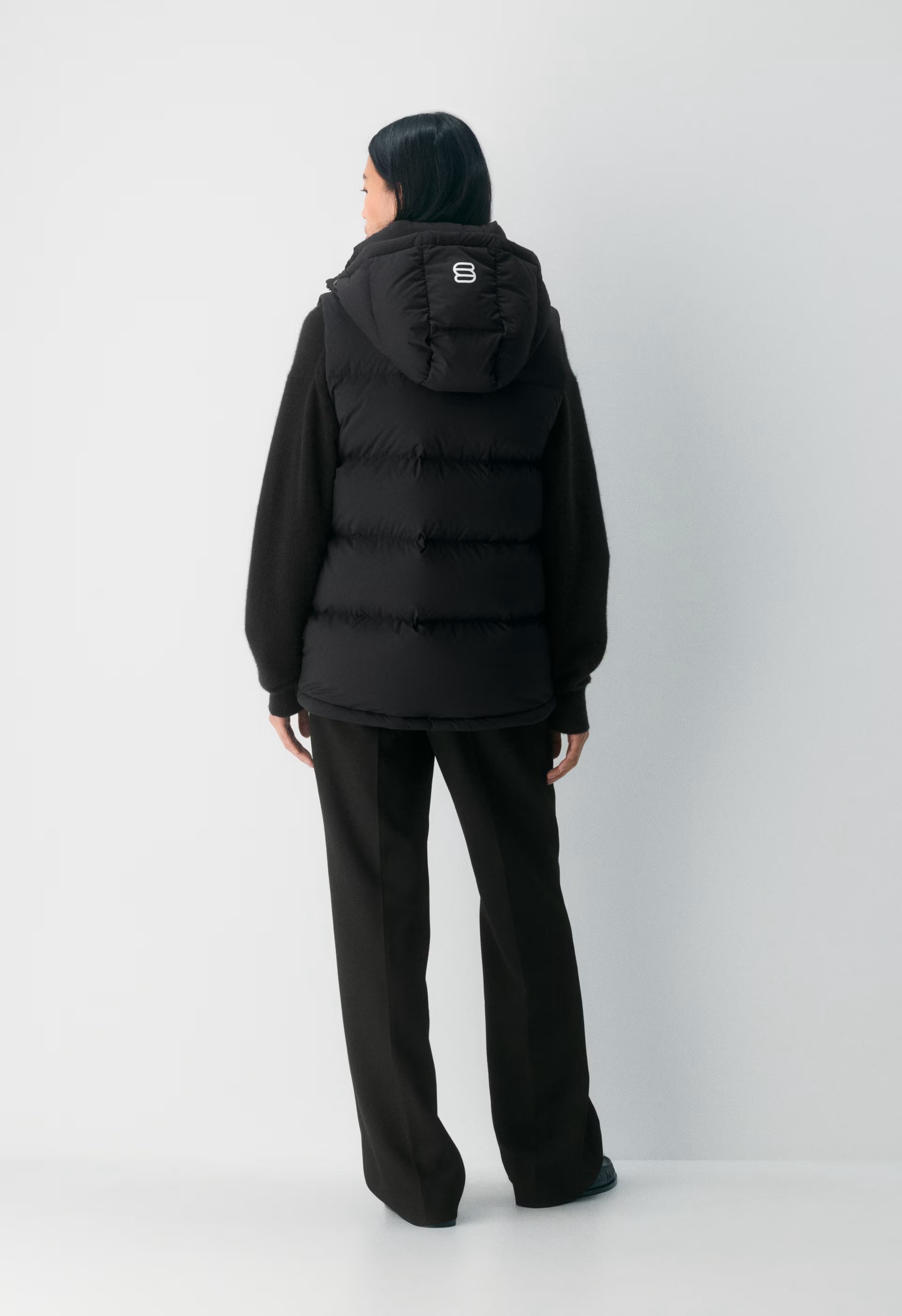 The SuperPuff™ LoHip Vest - cliMATTE™ - BLACK
