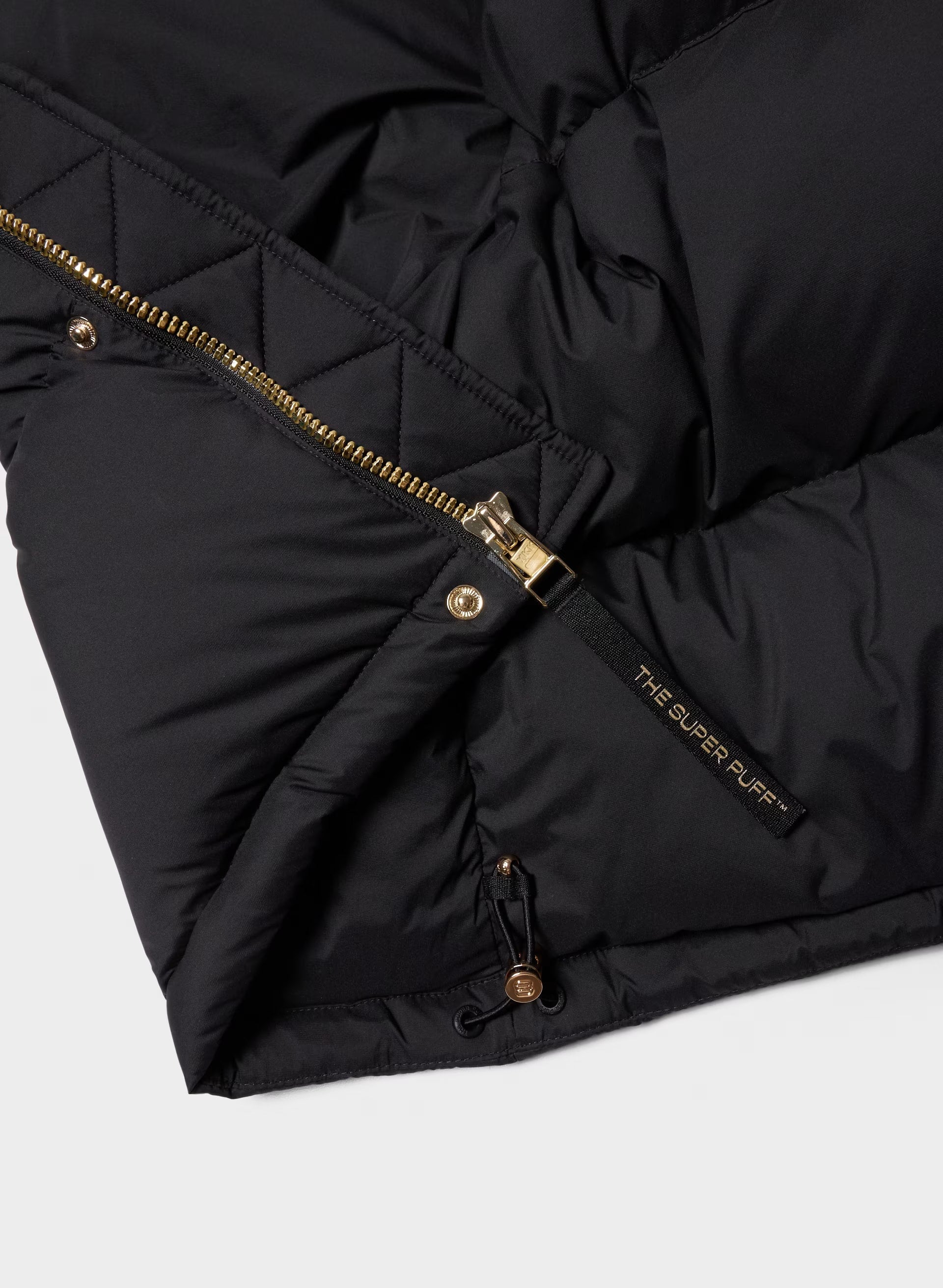 The Super Puff™ Shorty - cliMATTE™ - BLACK/SHINY GOLD