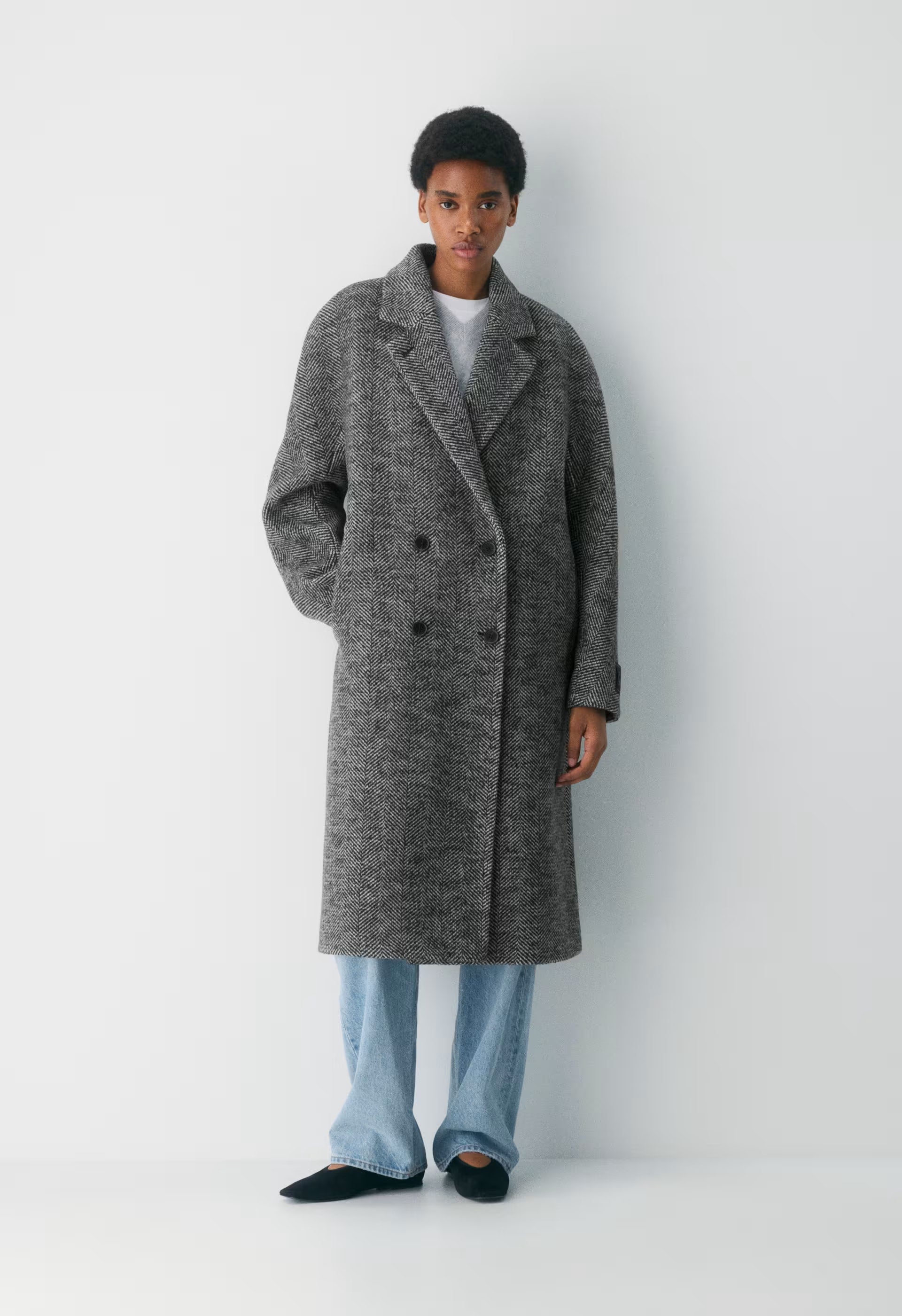The Slouch™ Coat - Soft Wool Cashmere - HERRINGBONE BLK/WHT