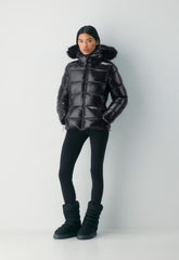 The SuperSnug Puff™ - Hi-Gloss - BLACK/BLACK