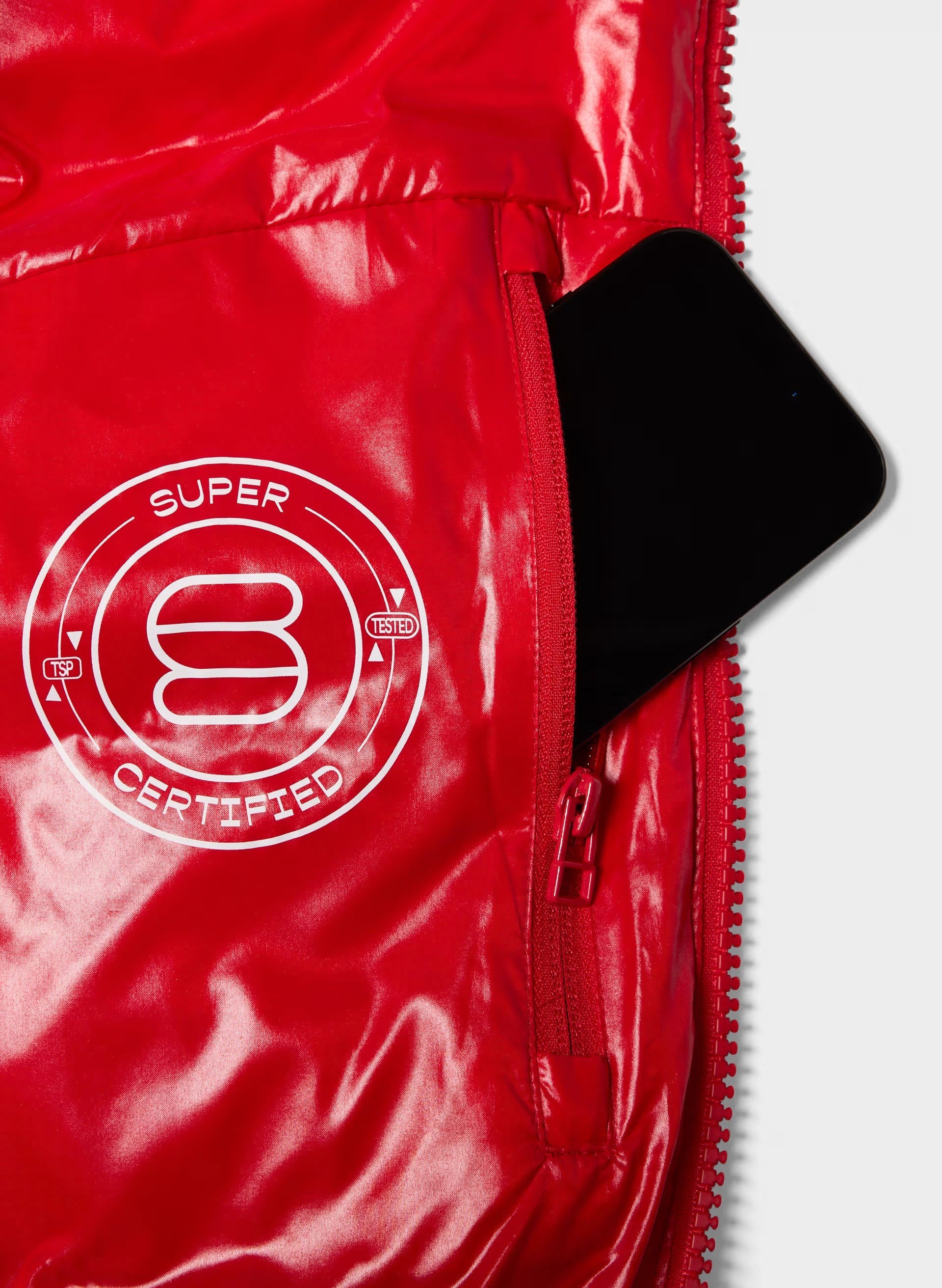 The Super Resort Puff™ - Hi-Gloss - FLASHING RED