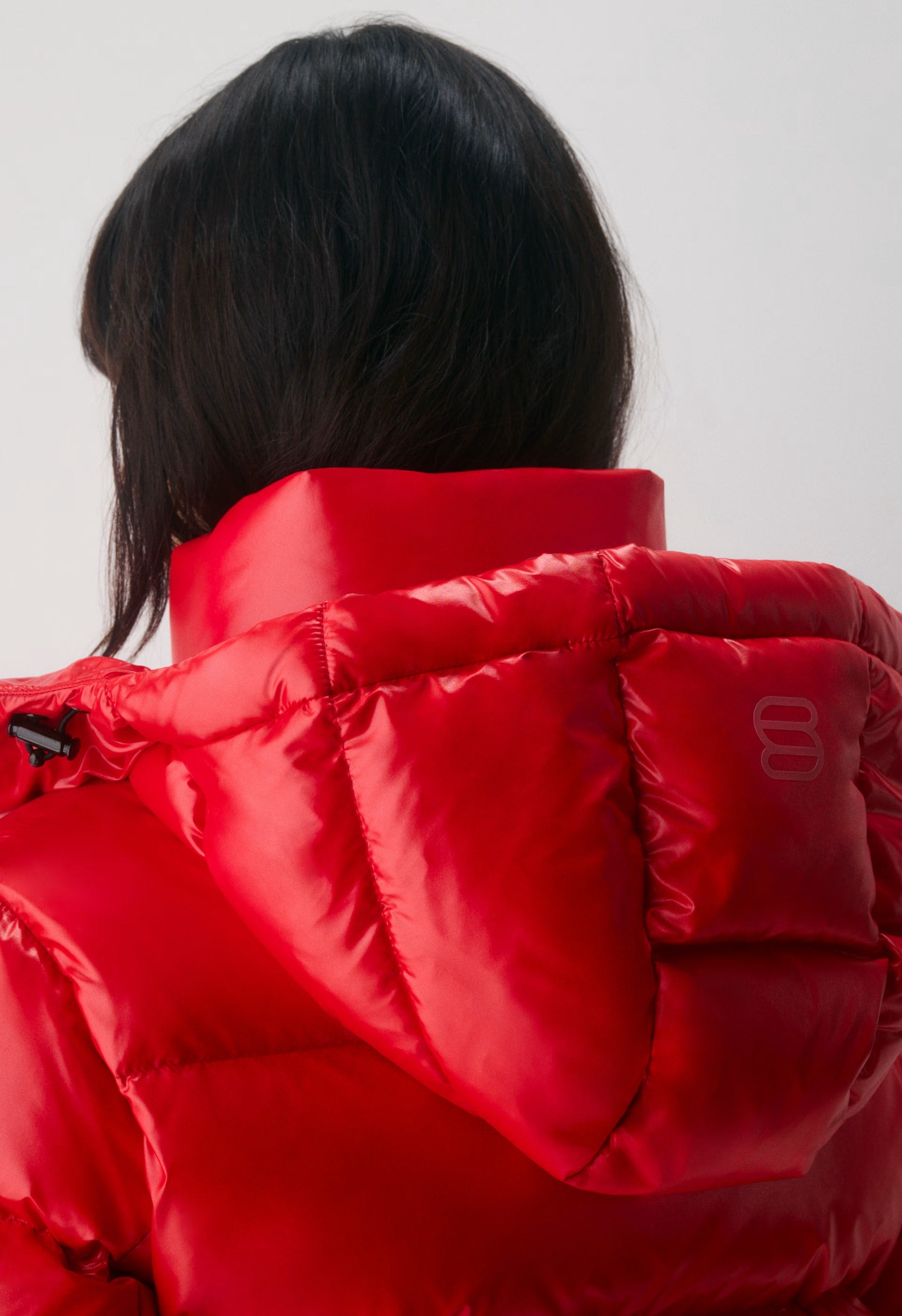 The Super Resort Puff™ - Hi-Gloss - FLASHING RED