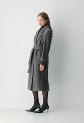 The Maxine Coat - Soft Wool Cashmere - HERRINGBONE BLK/WHT