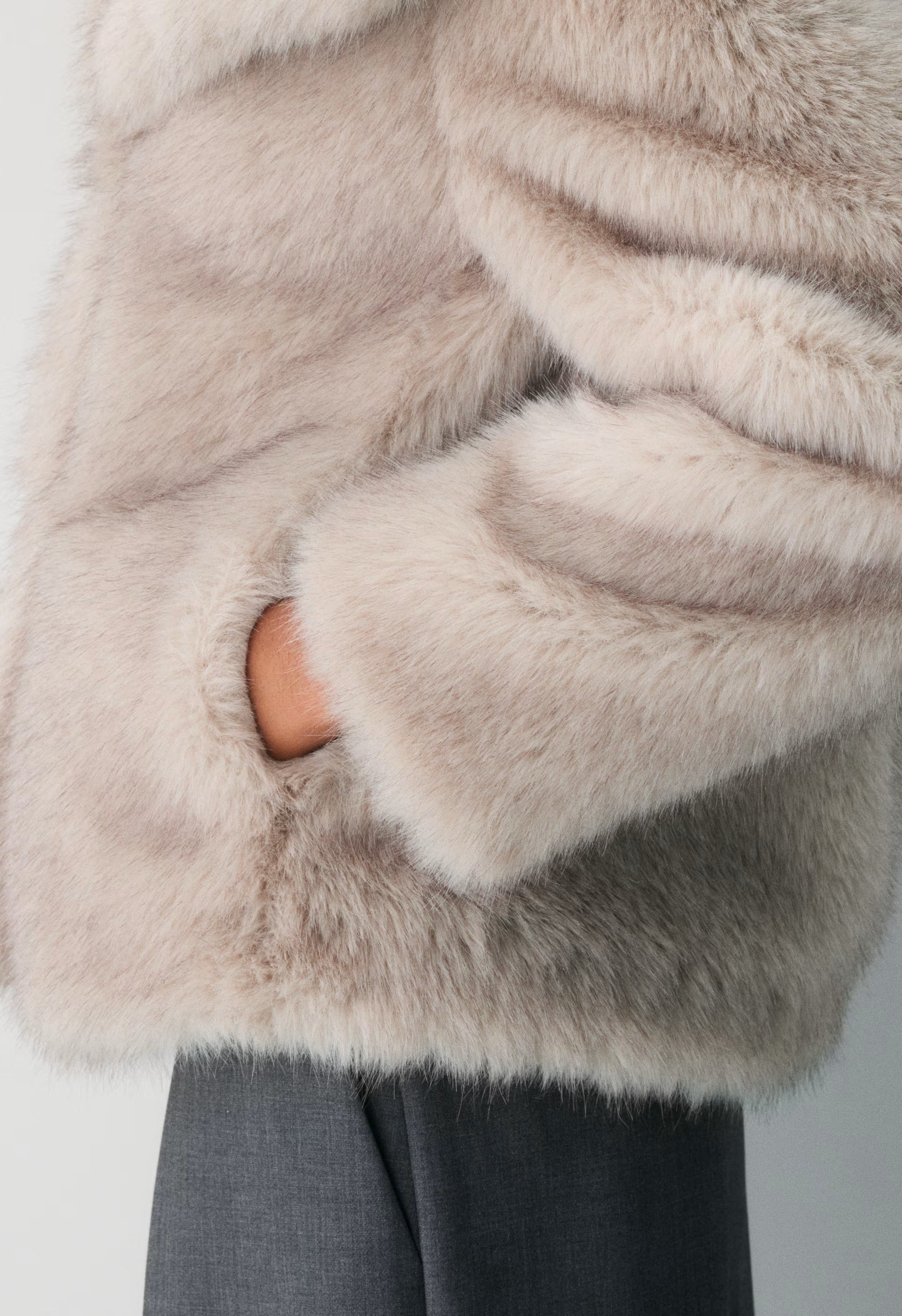St. Moritz Coat - Arctic Faux Fur - NATURAL BEIGE