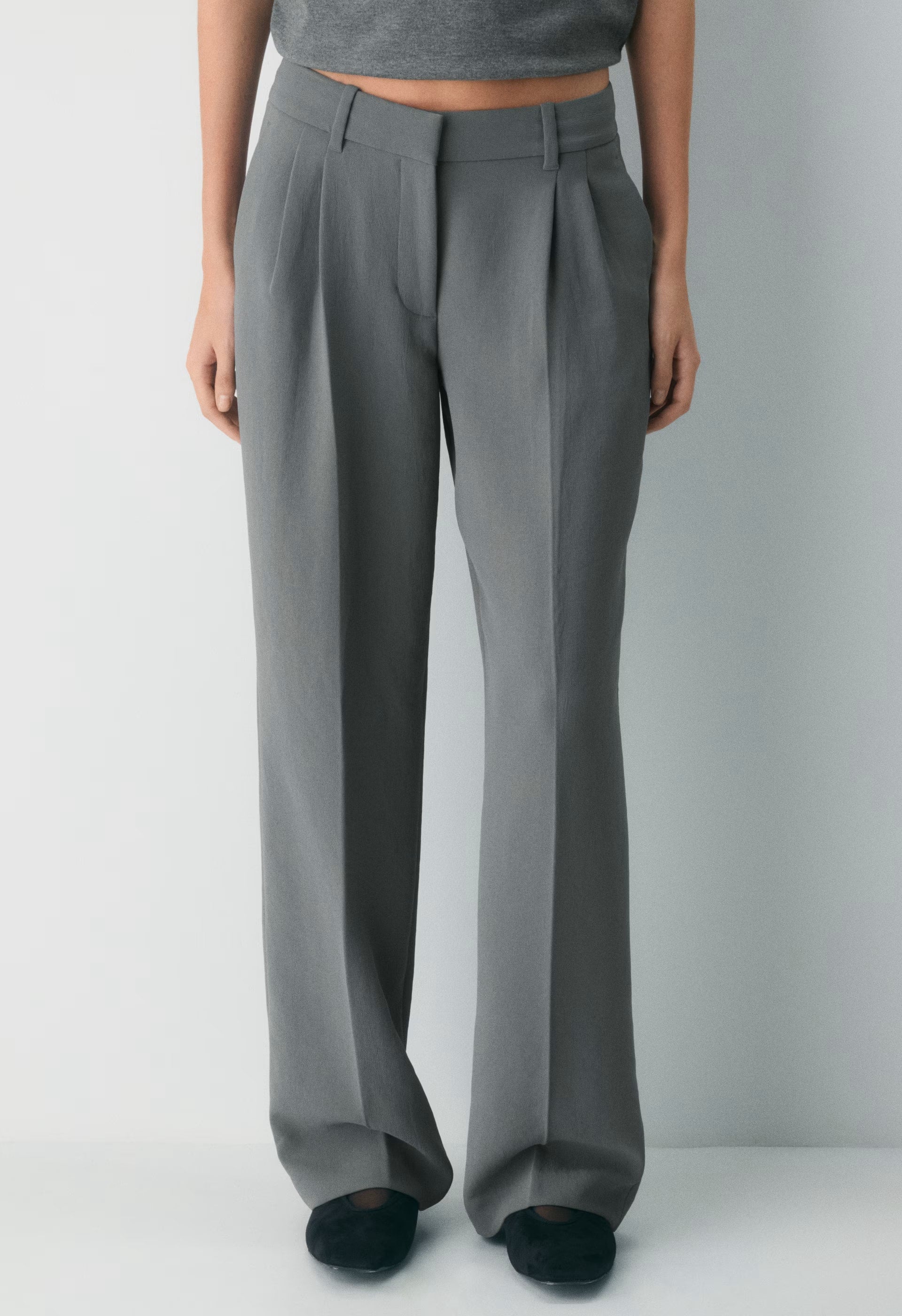 The Effortless Pant™ Lo-Rise - Crepette™ - DARK GREY