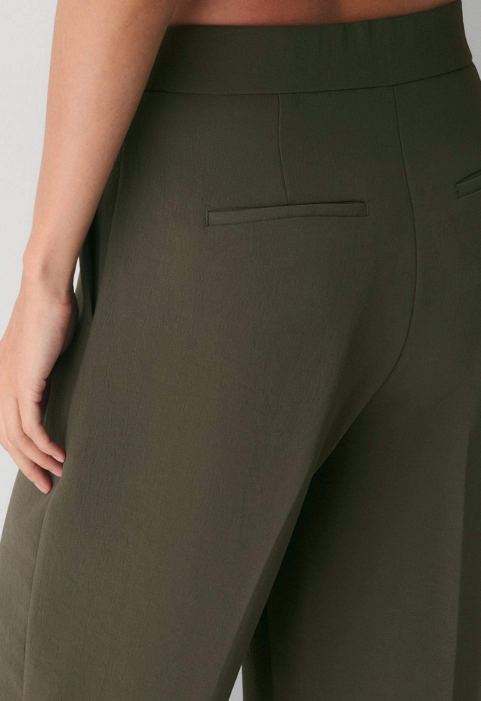 The Limitless Pant™ - Crepette™ - DARK OLIVE