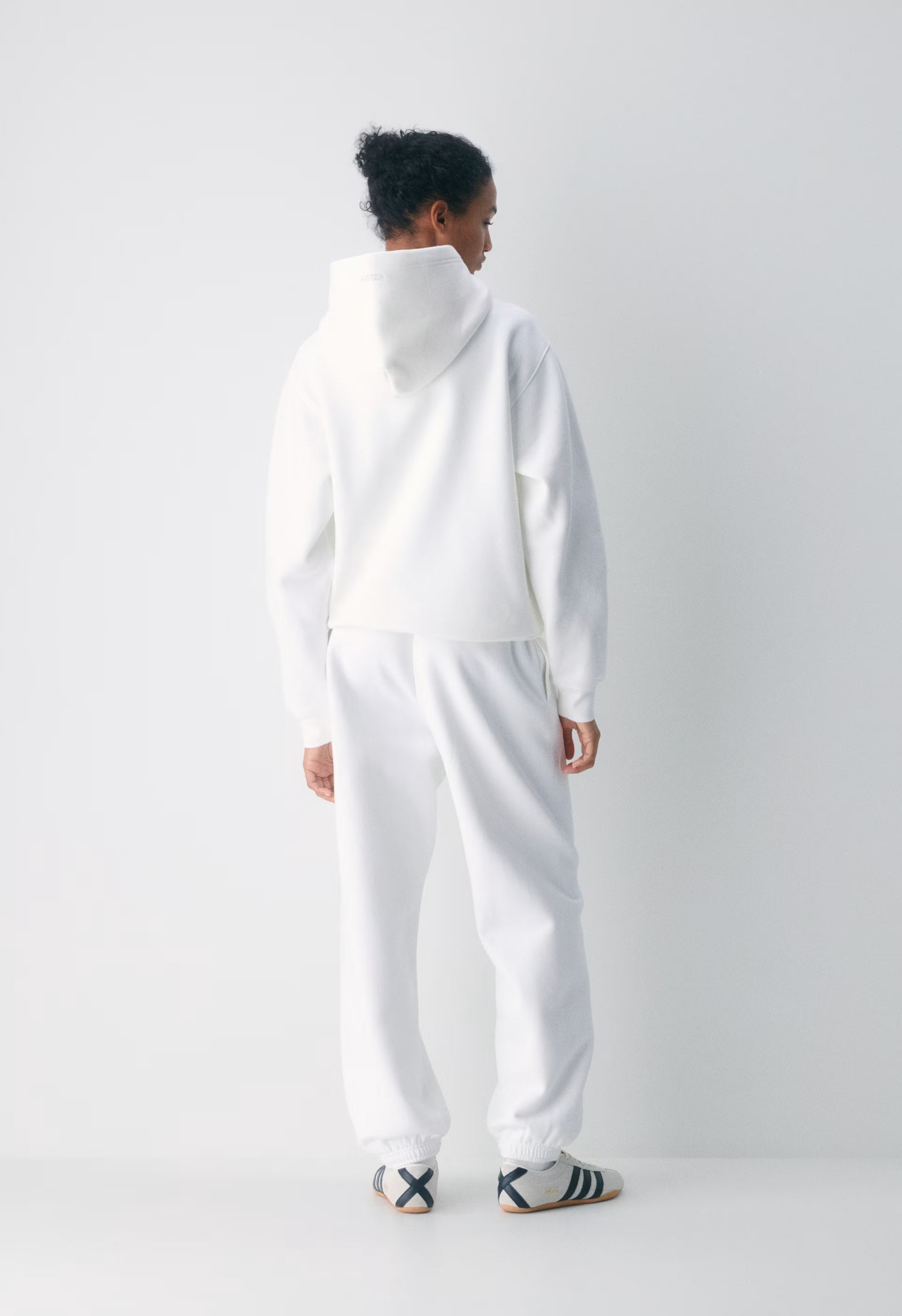 Cozy Sweatfleece Mega Jogger - WHITE