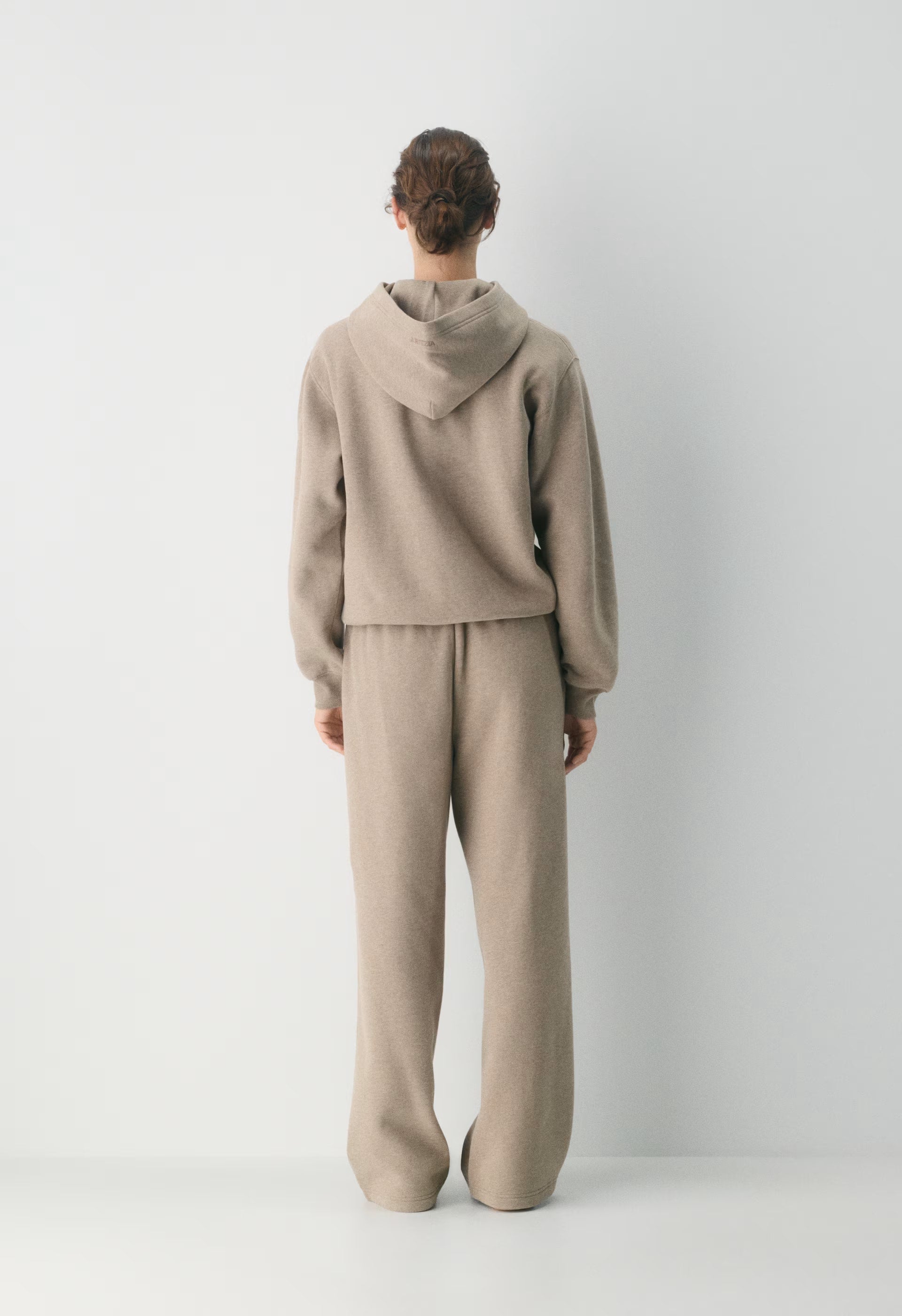 Cozy Sweatfleece Boyfriend Wide Sweatpant - HEATHER NOMAD TAUPE