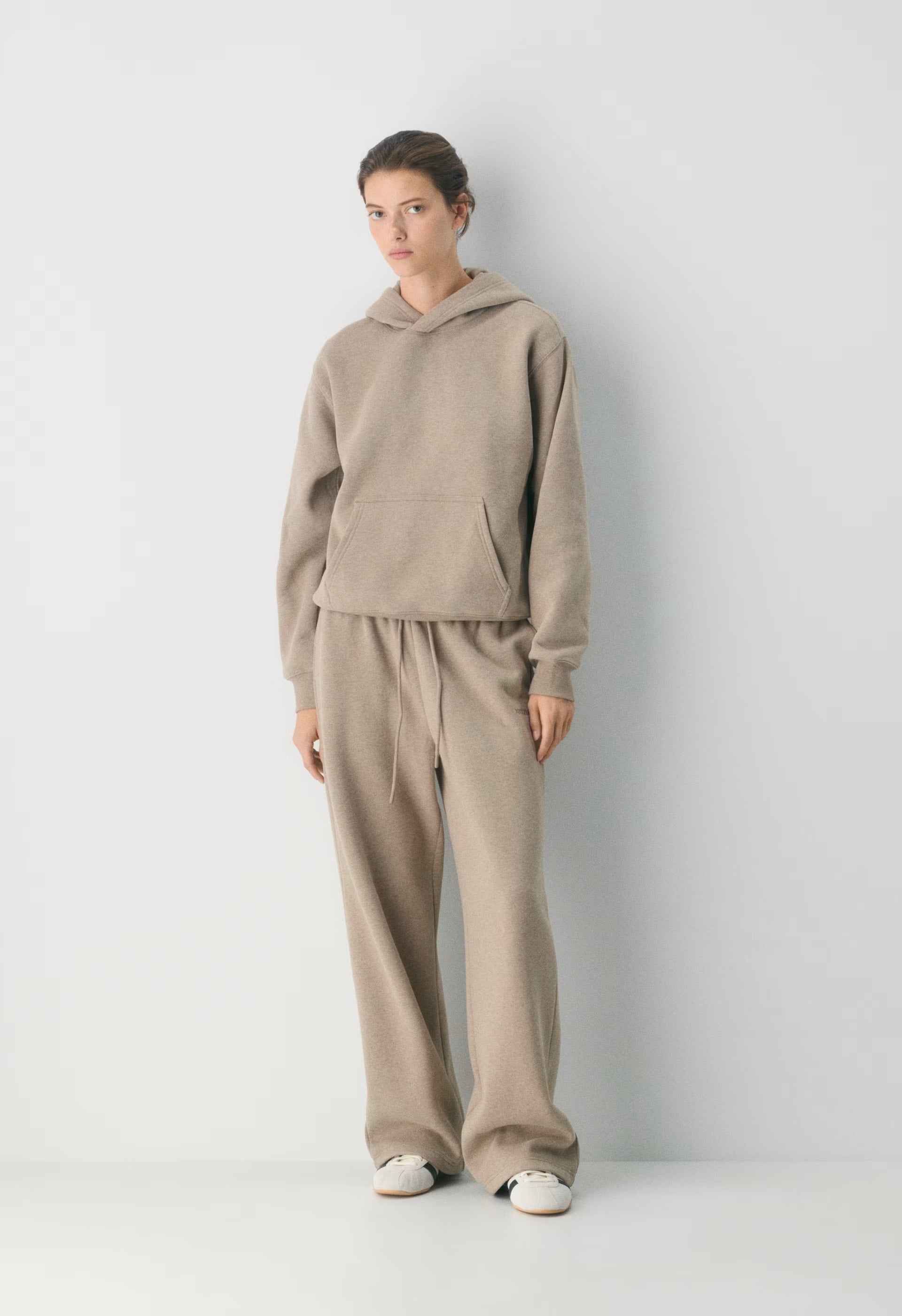 Cozy Sweatfleece Boyfriend Wide Sweatpant - HEATHER NOMAD TAUPE