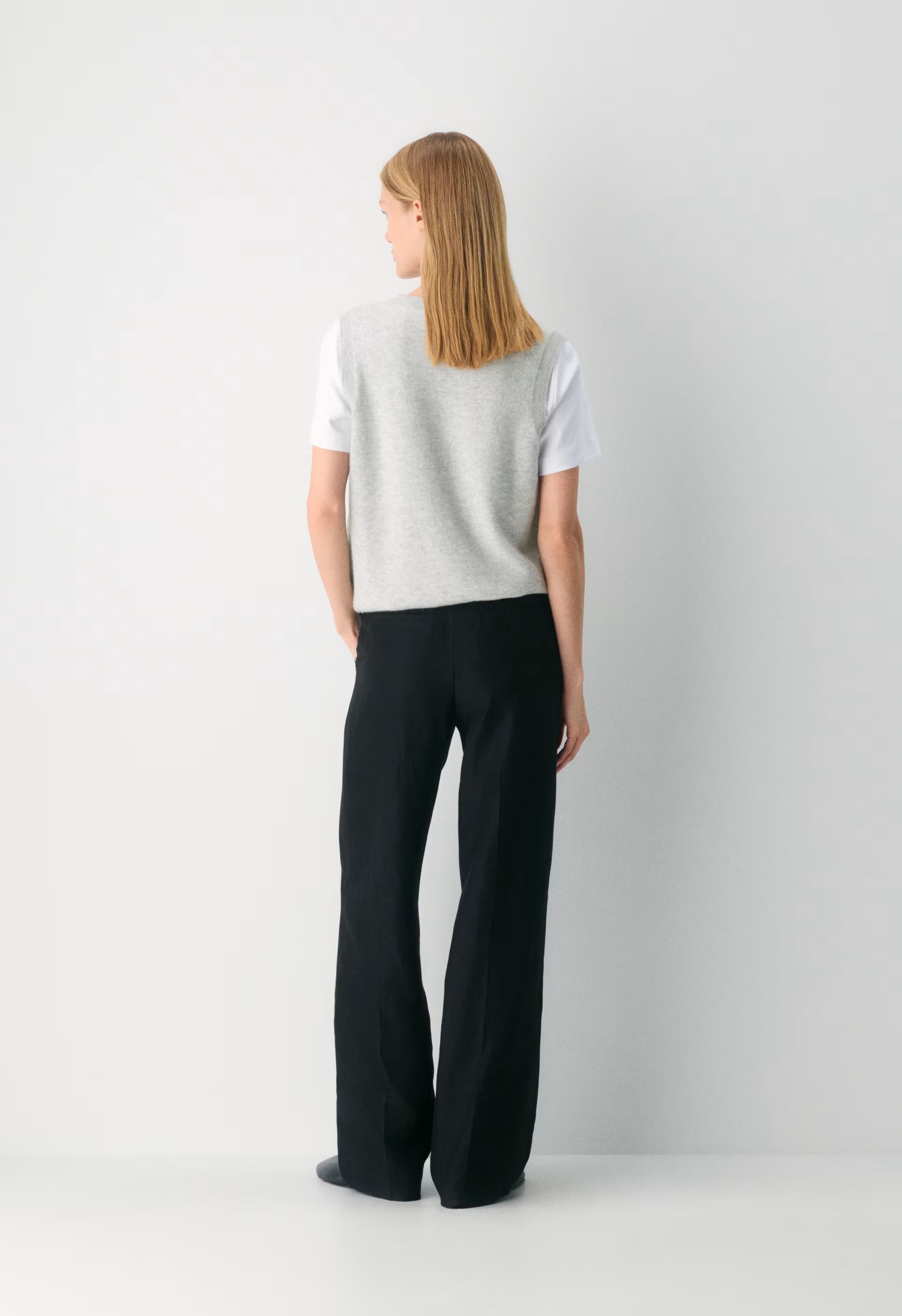The Effortless Pant™ - CruiseLinen™ - BLACK