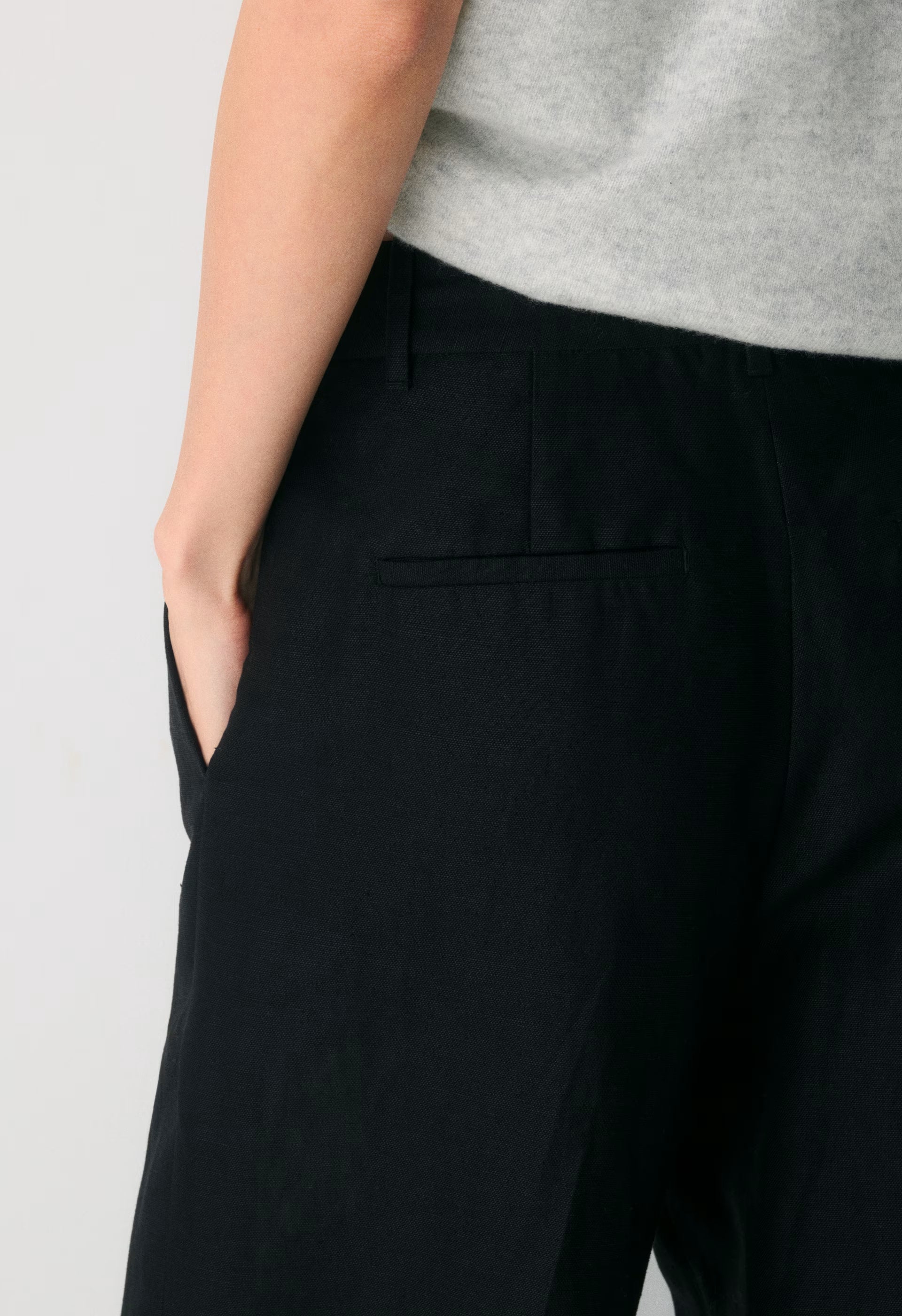 The Effortless Pant™ - CruiseLinen™ - BLACK