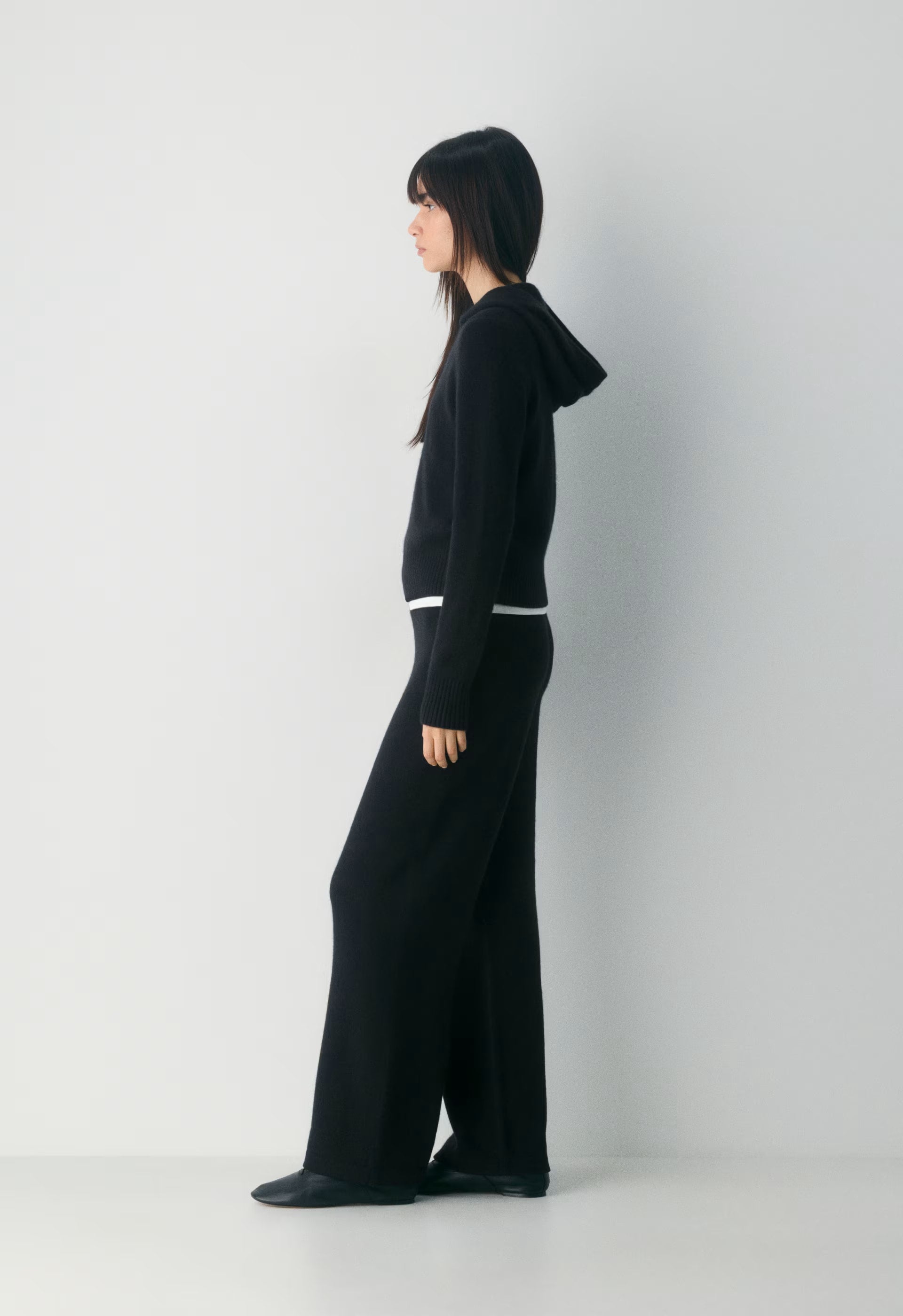 Essential Cashmere Appraisal Pant - BLACK