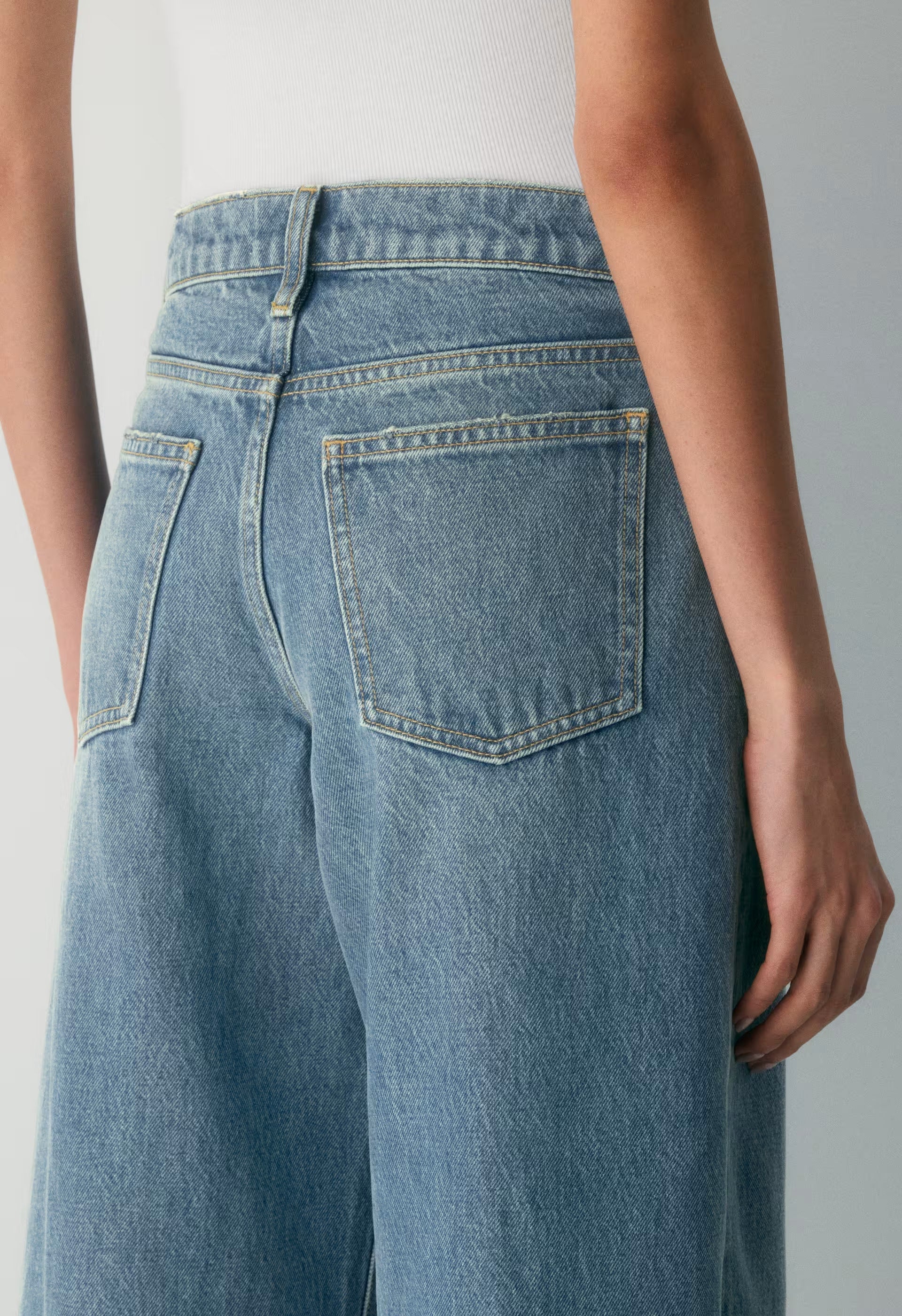 Denim Forum Christy Relaxed Super Lo-Rise Wide Jean - VINTAGE MEDIUM BLUE