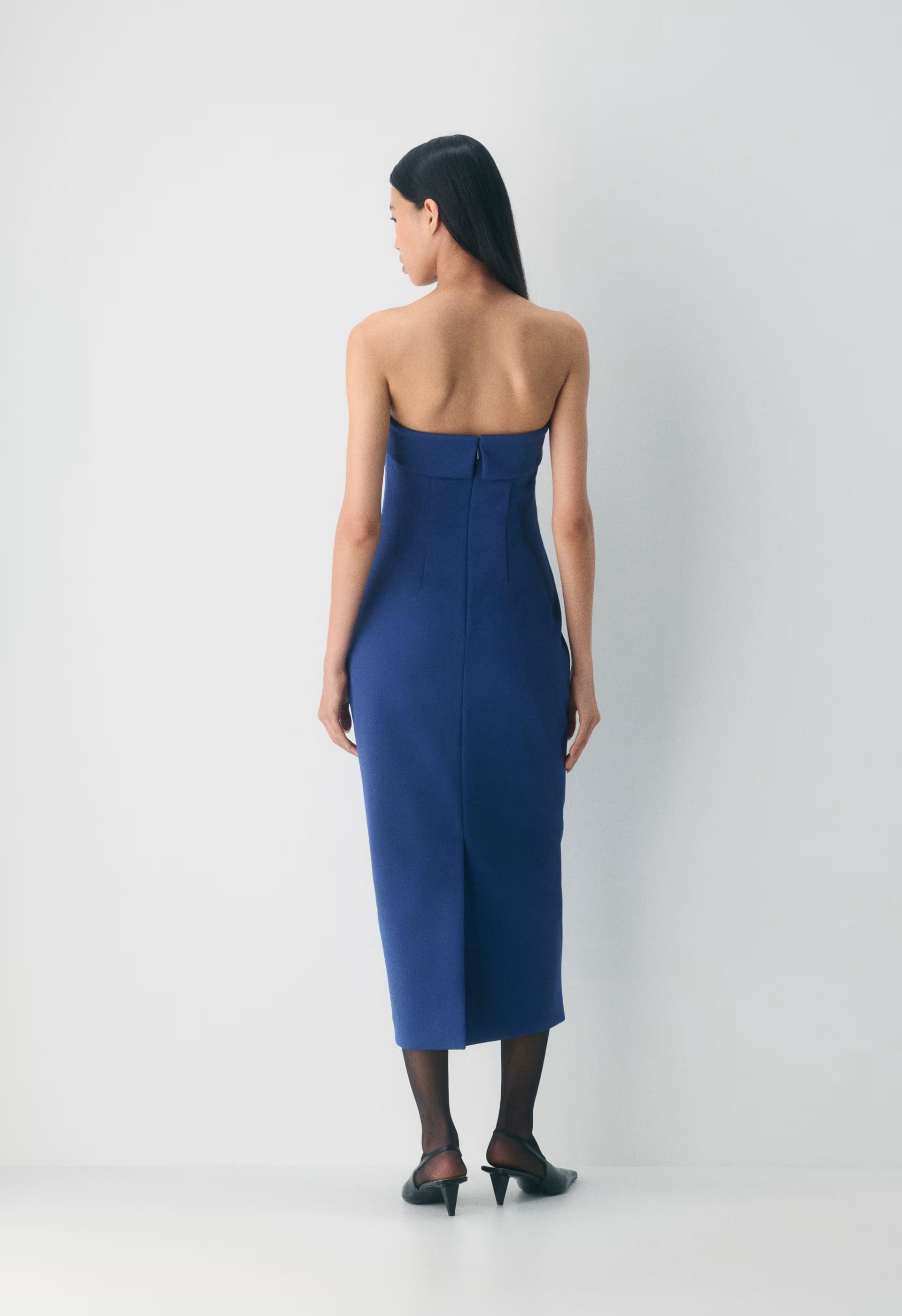 FigureKnit™ Eyecatcher Dress - BYRON BLUE