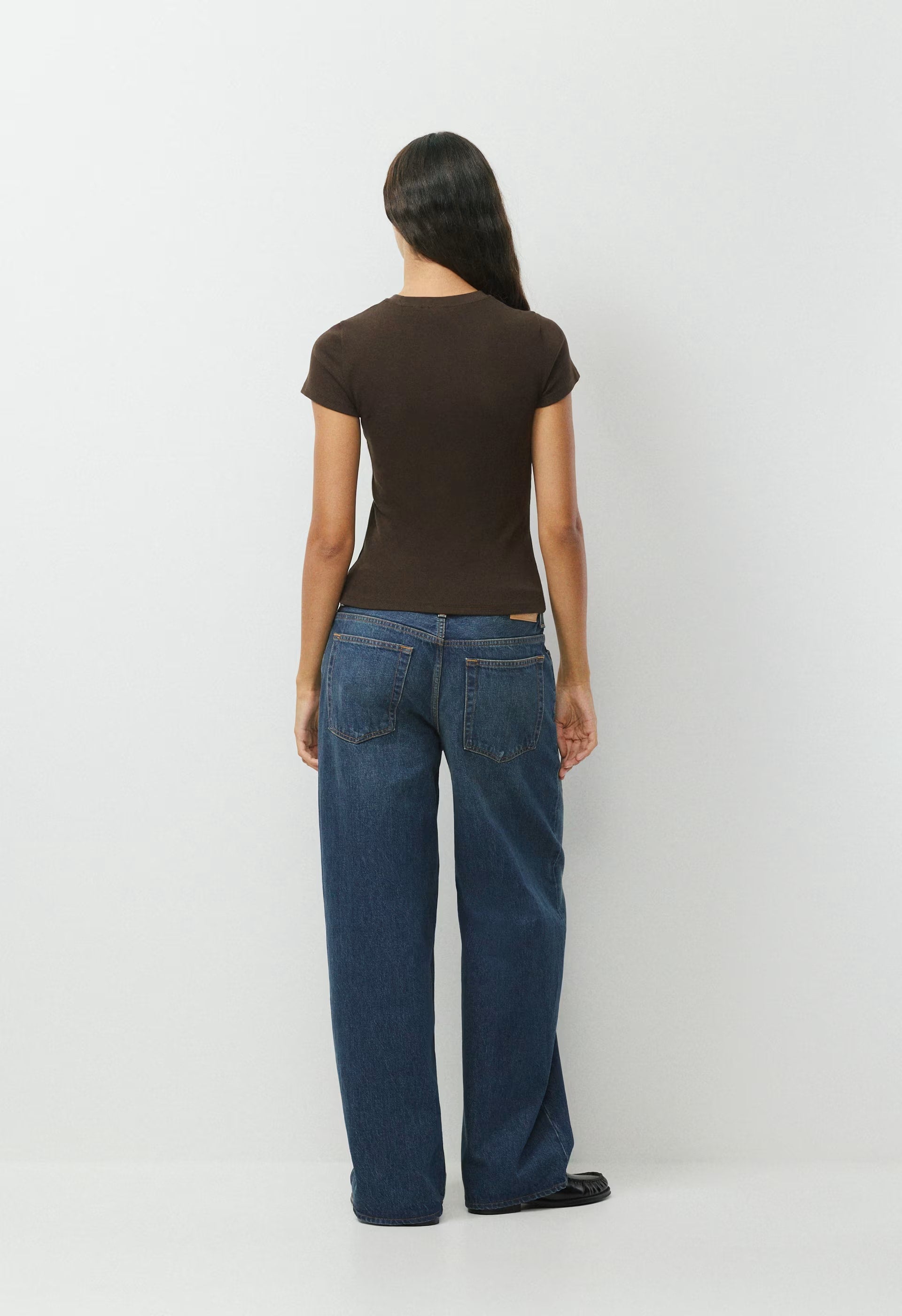 HomeStretch™ Rib Tune T-Shirt - CACAO NIB BROWN