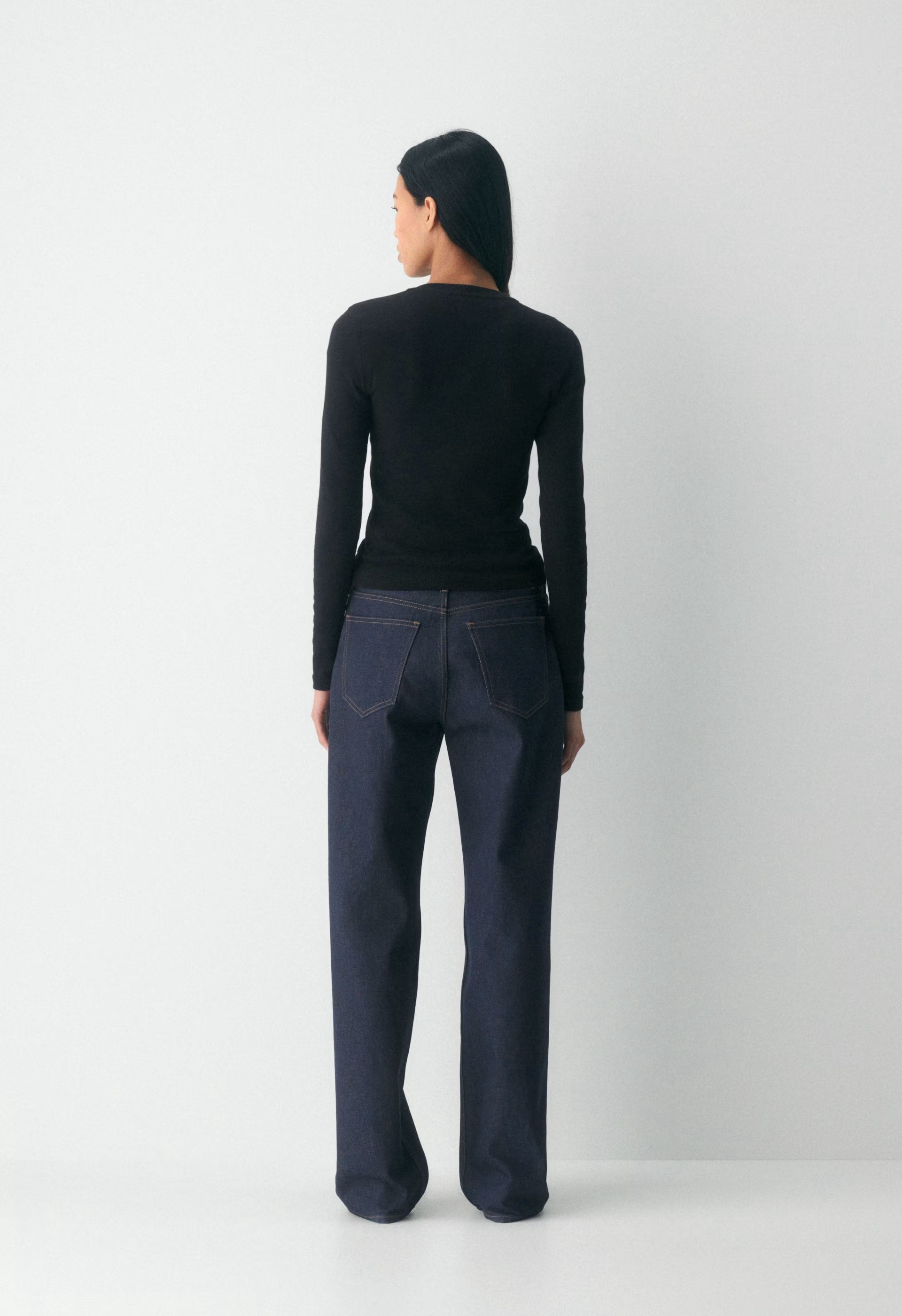 HomeStretch™ Rib Solo Longsleeve - BLACK