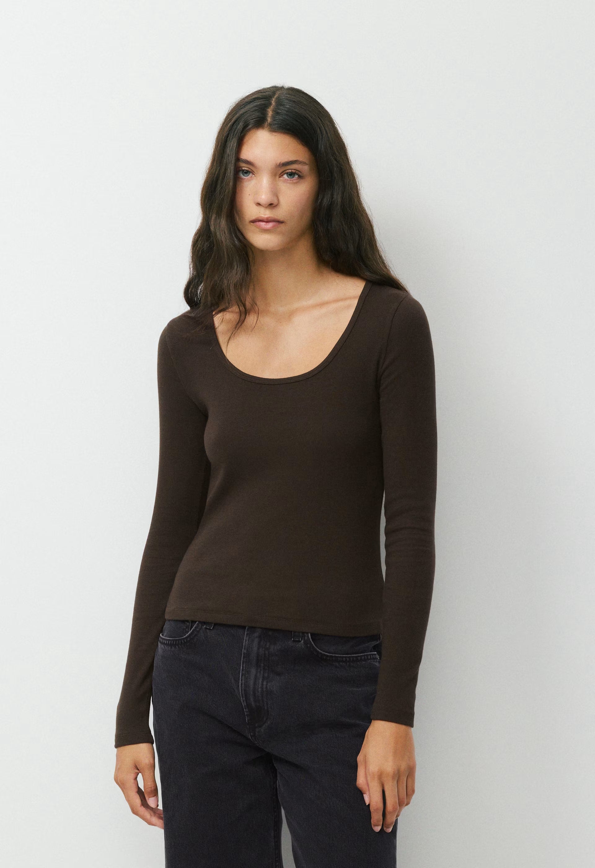 HomeStretch™ Rib Equalizer Longsleeve - CACAO NIB BROWN