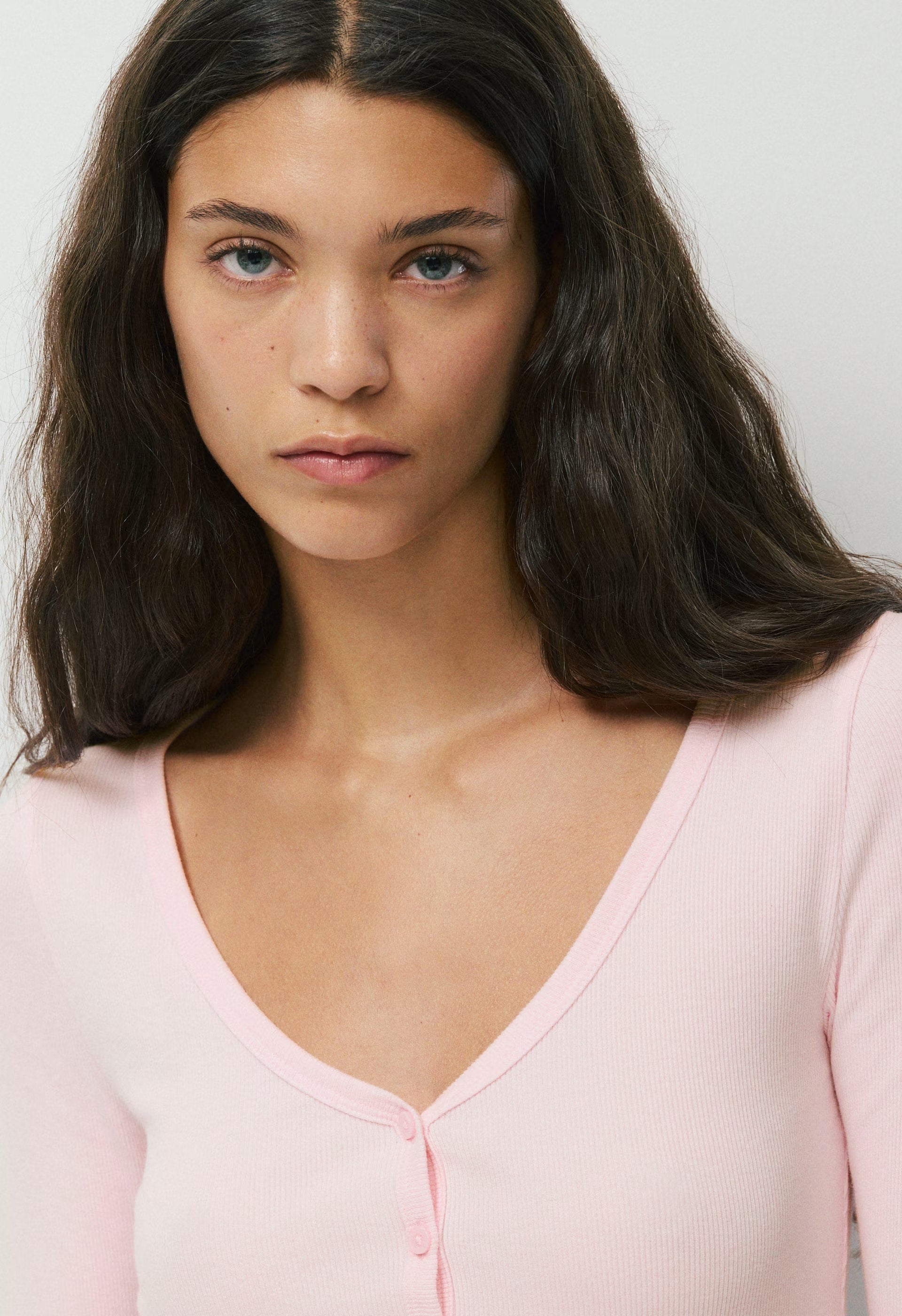 HomeStretch™ Rib Acoustic Henley - MAGNOLIA