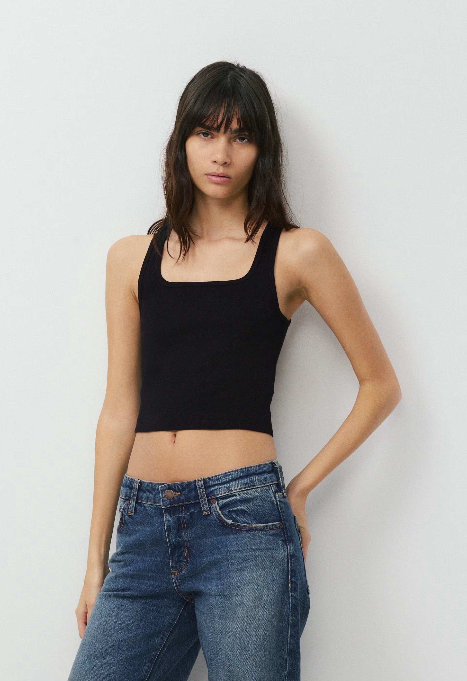 HomeStretch™ Rib Frequency Waist Tank - BLACK