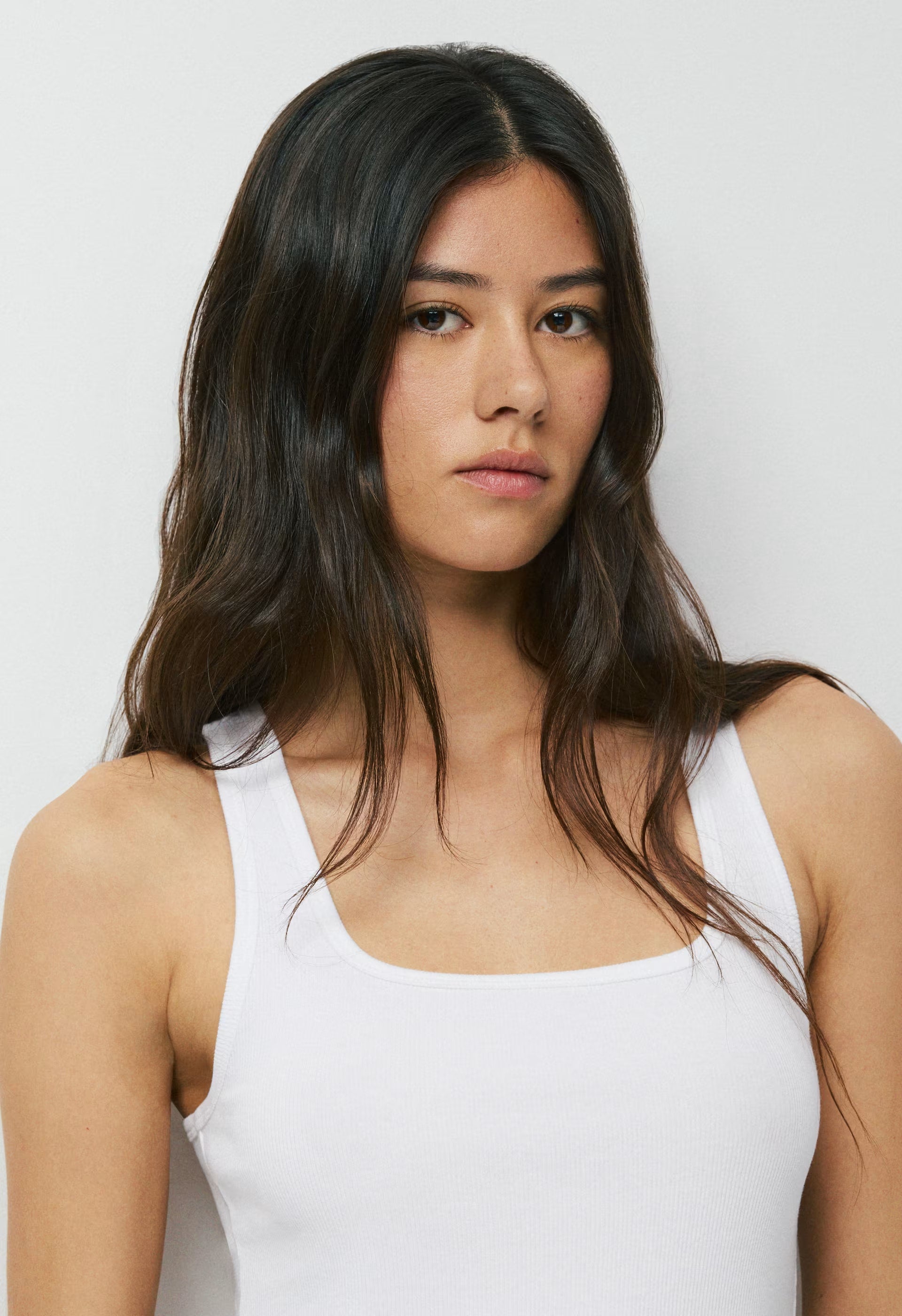 HomeStretch™ Rib Frequency Tank - WHITE