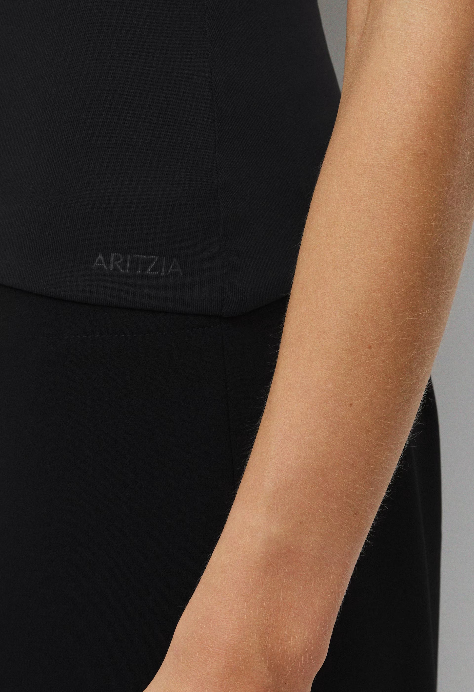 Original Contour Ravish Top - BLACK