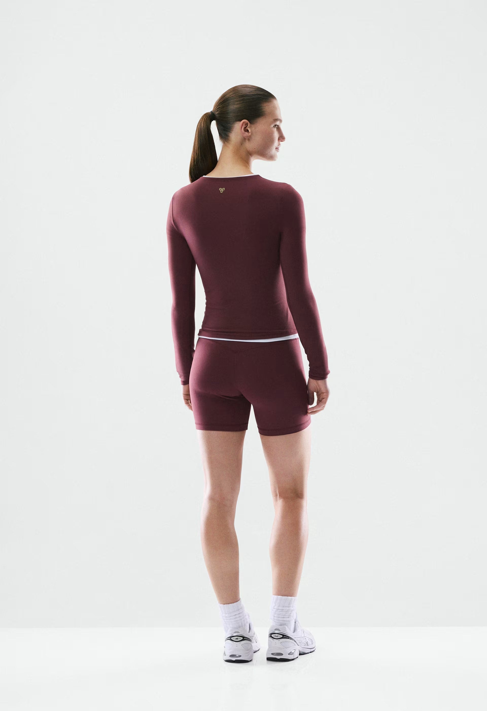 BUTTER Essential Longsleeve - GALA PLUM