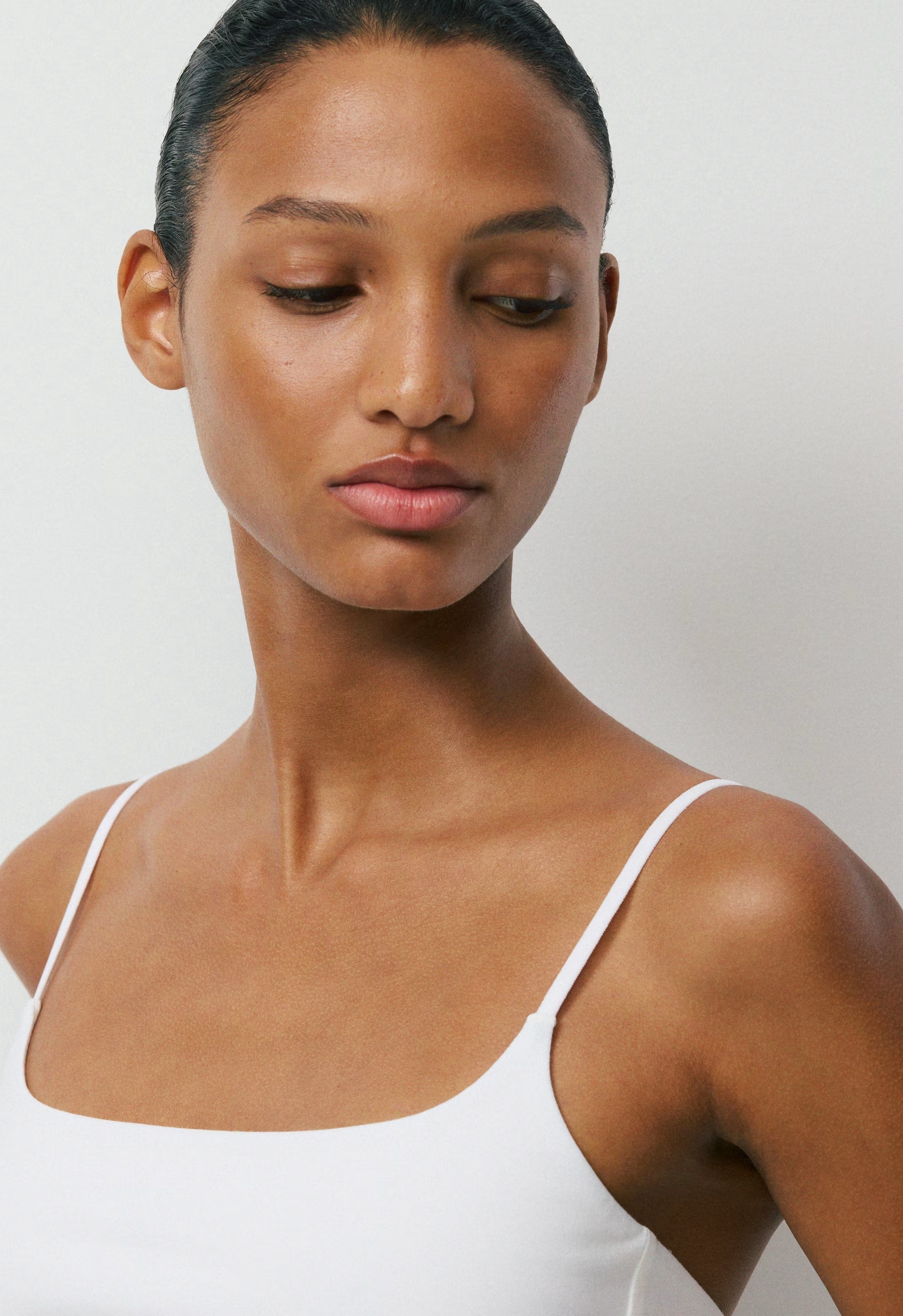 Casual Contour Presence Cami Tank - WHITE