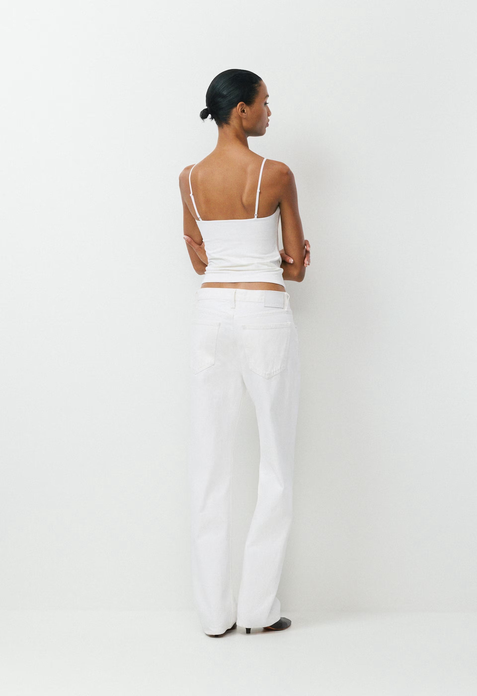 Casual Contour Presence Cami Tank - WHITE
