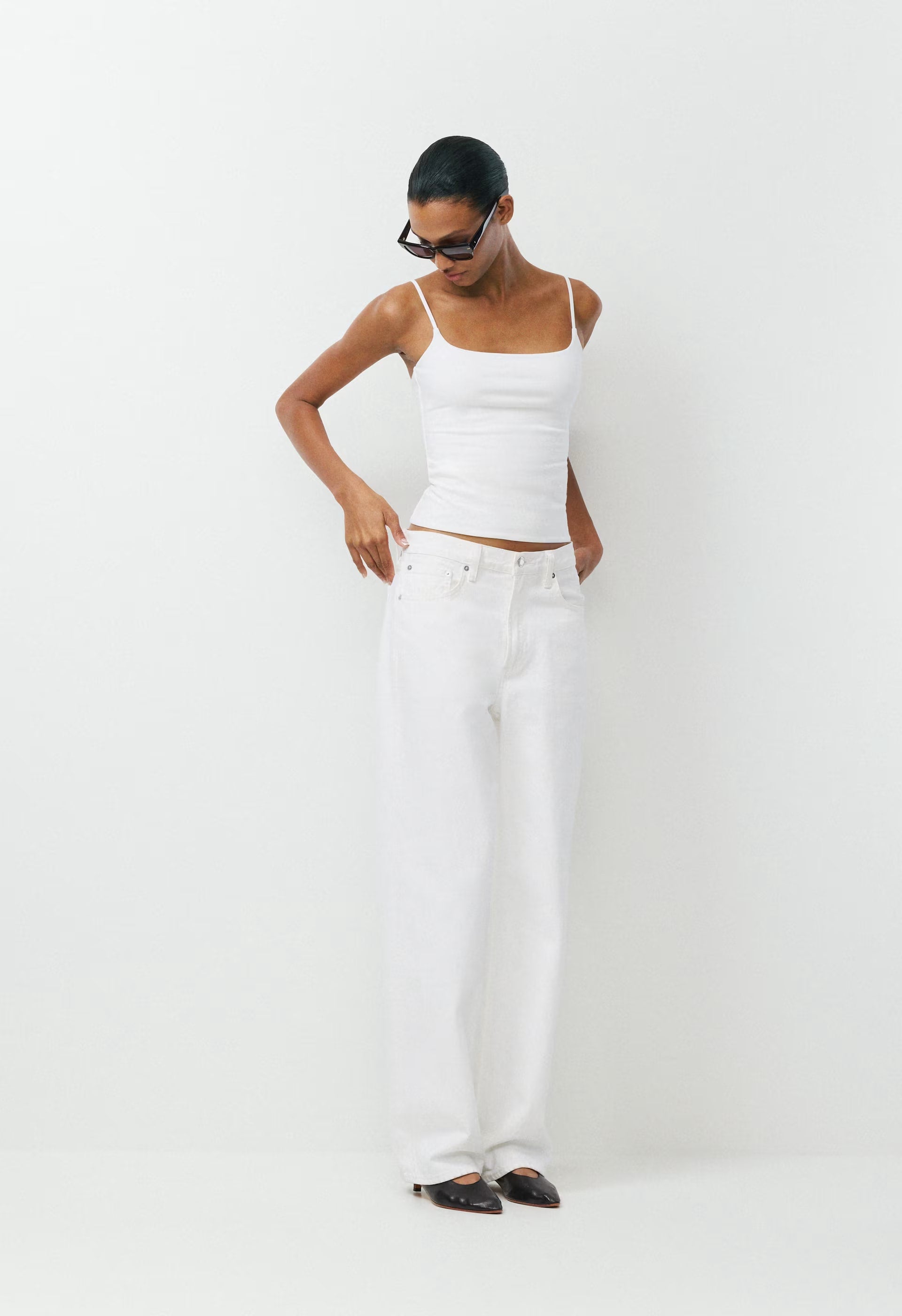 Casual Contour Presence Cami Tank - WHITE
